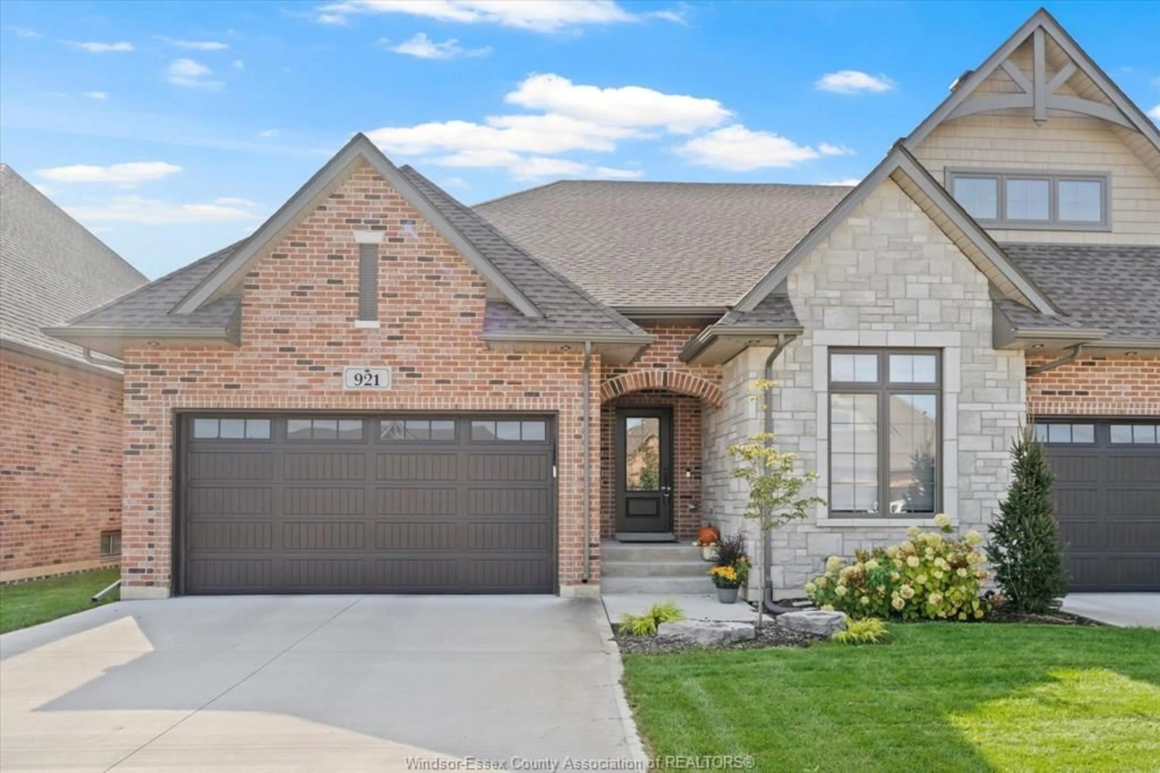 Home with brick exterior material, street for 921 ST. JUDE Crt, Windsor Ontario N9G 0B7