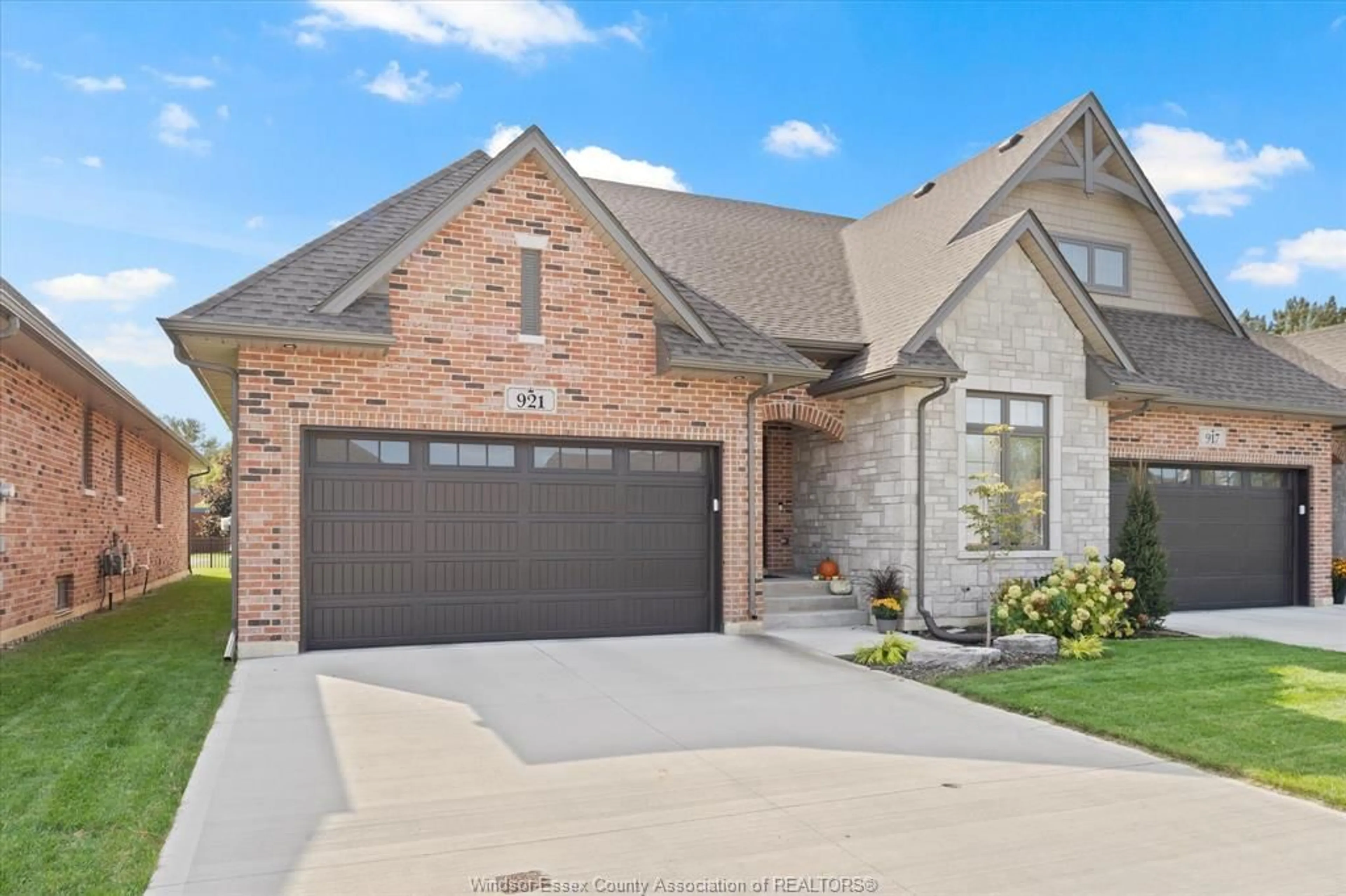 Home with brick exterior material, street for 921 ST. JUDE Crt, Windsor Ontario N9G 0B7