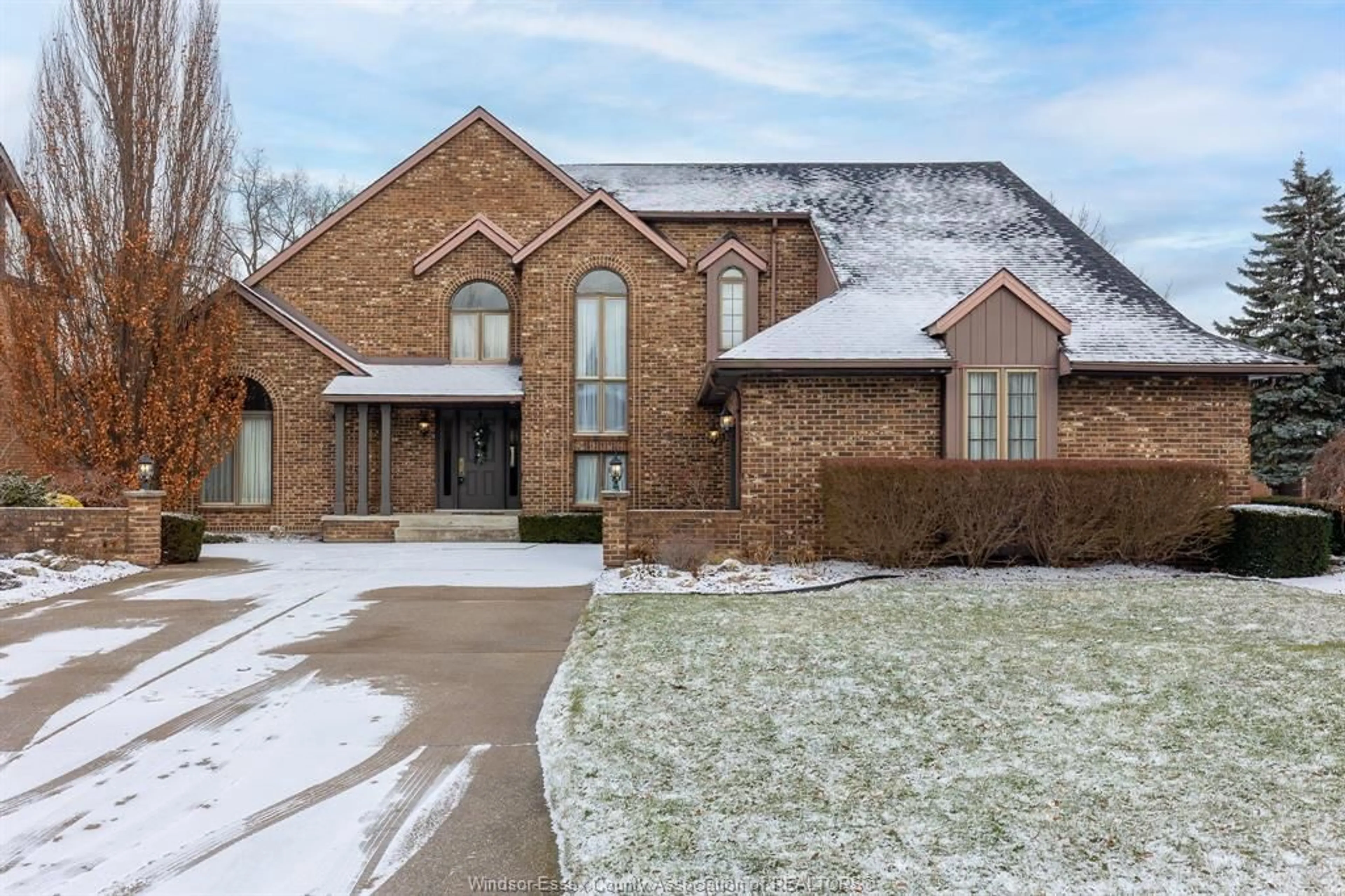 Home with brick exterior material, street for 3940 VILLA BORGHESE Dr, Windsor Ontario N9E 2K4