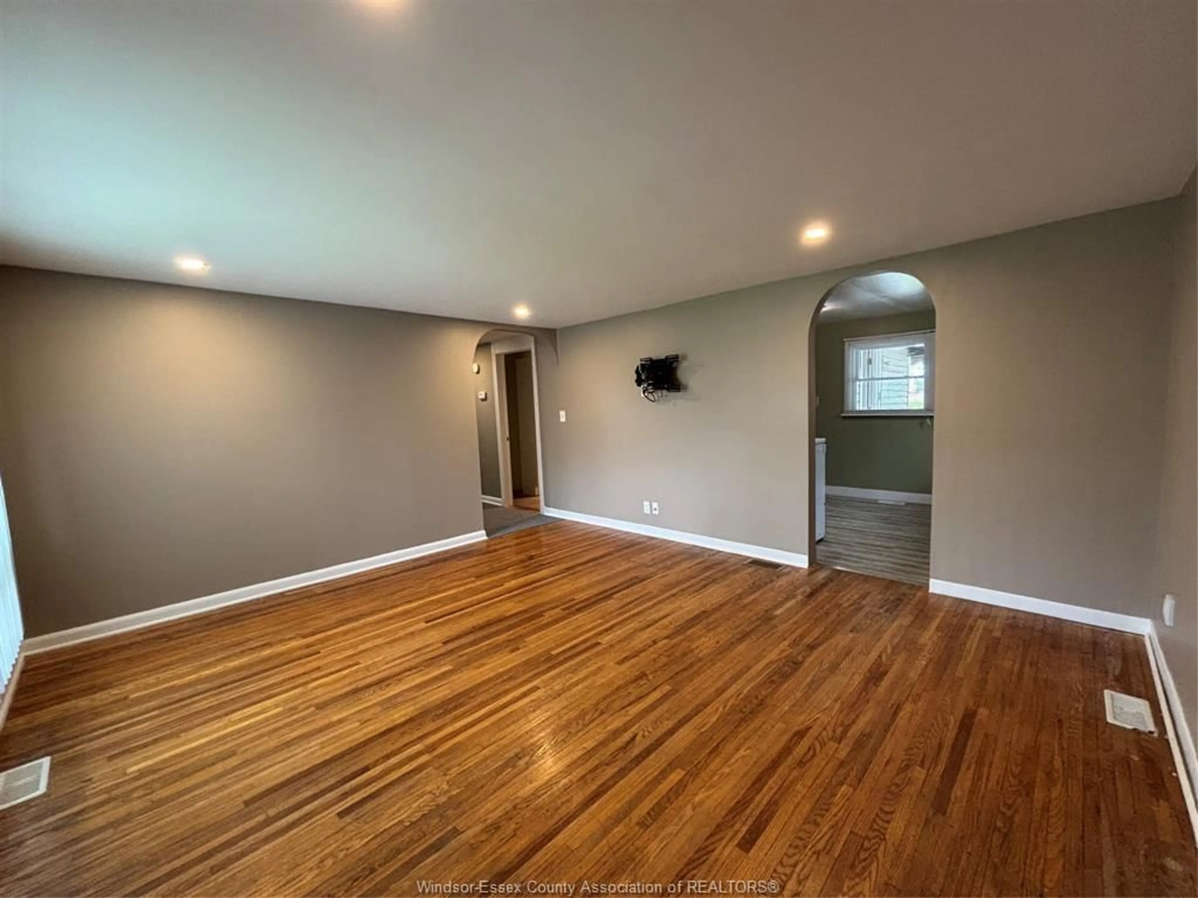 A pic of a room for 198 LAIRD, Essex Ontario N8M 1S5