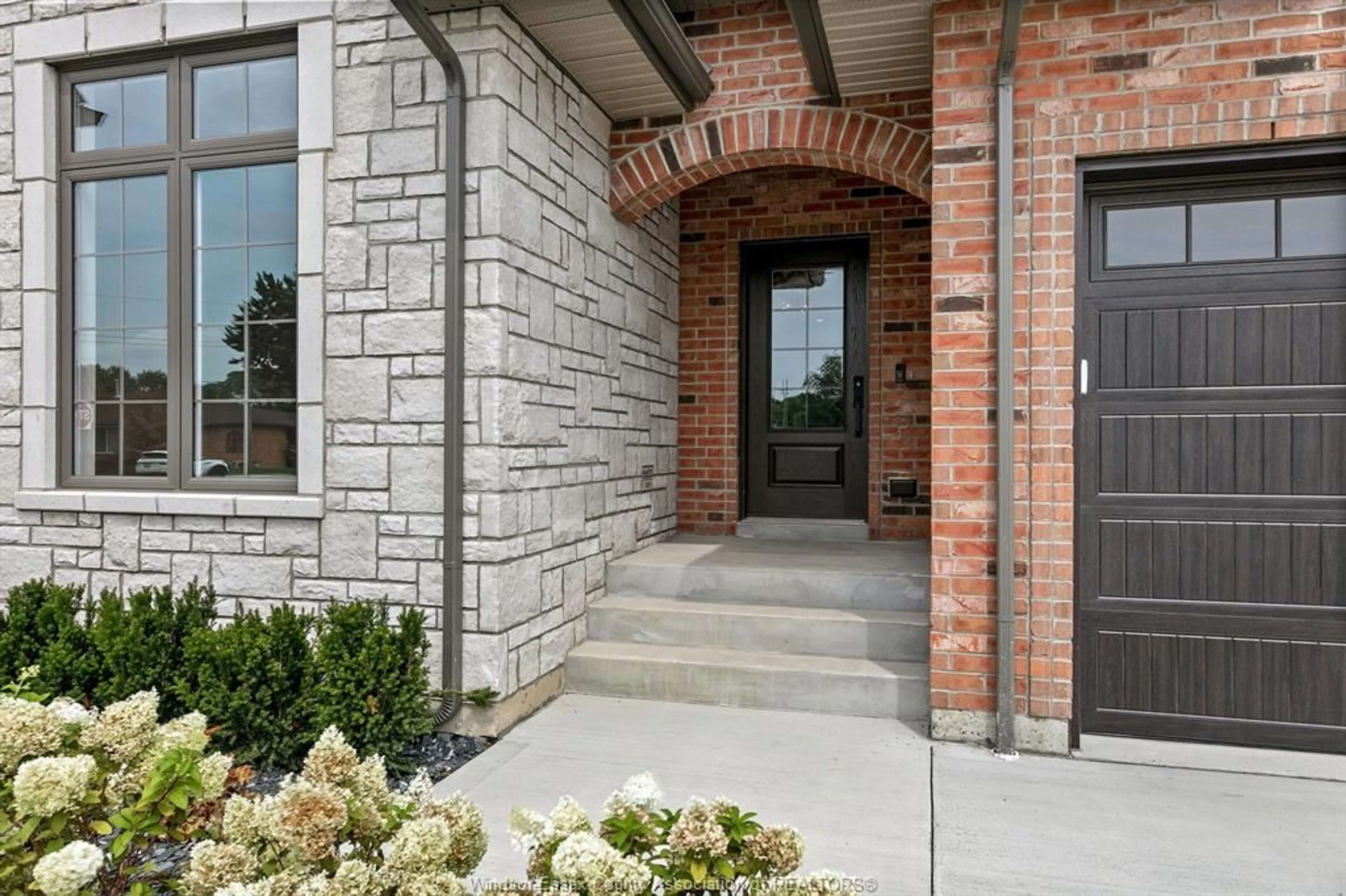 Home with brick exterior material, unknown for 928 St. Jude Crt., Windsor Ontario N9G 0B7