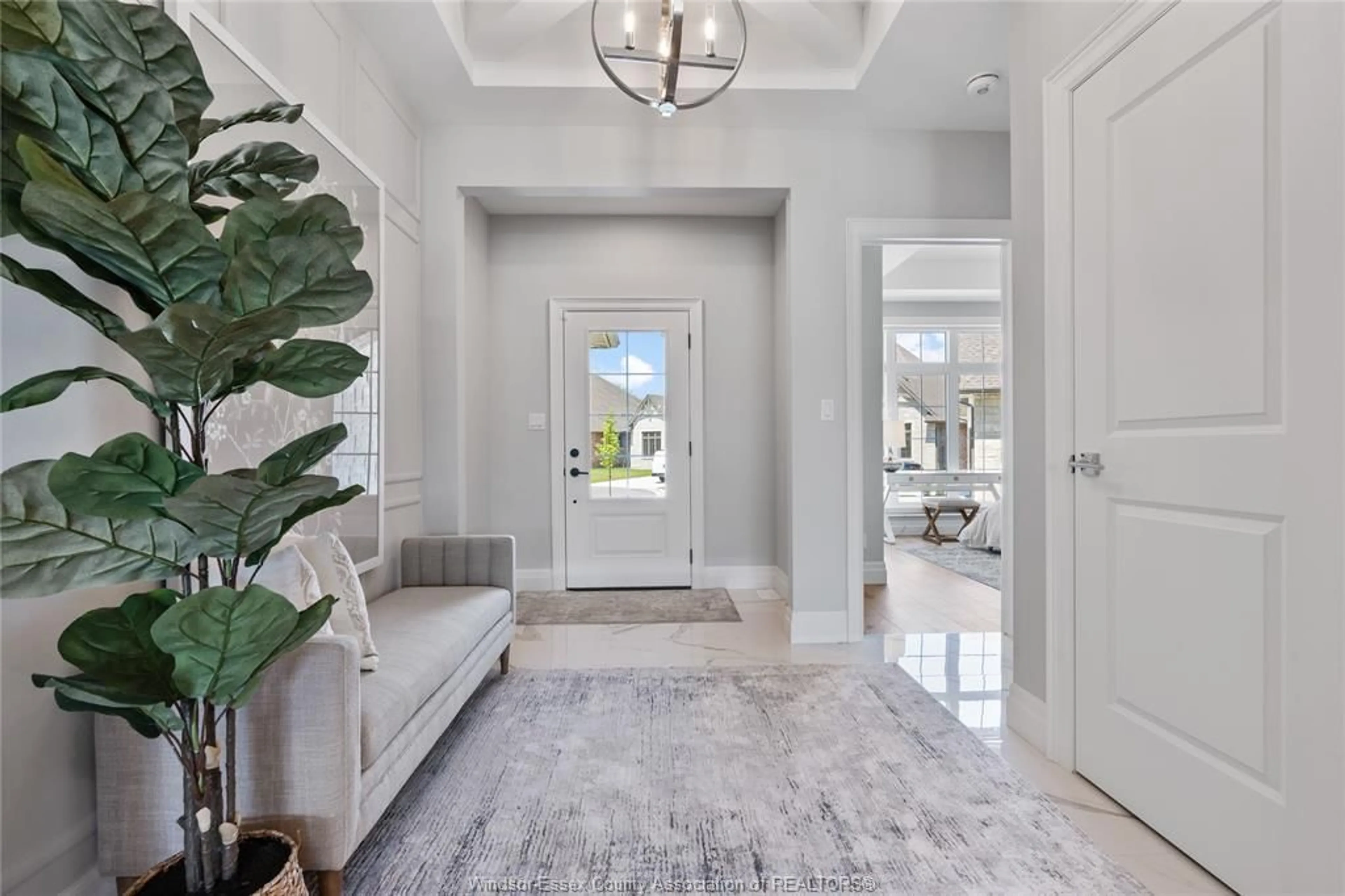 Indoor entryway for 957 St. Jude Crt., Windsor Ontario N9G 0B7