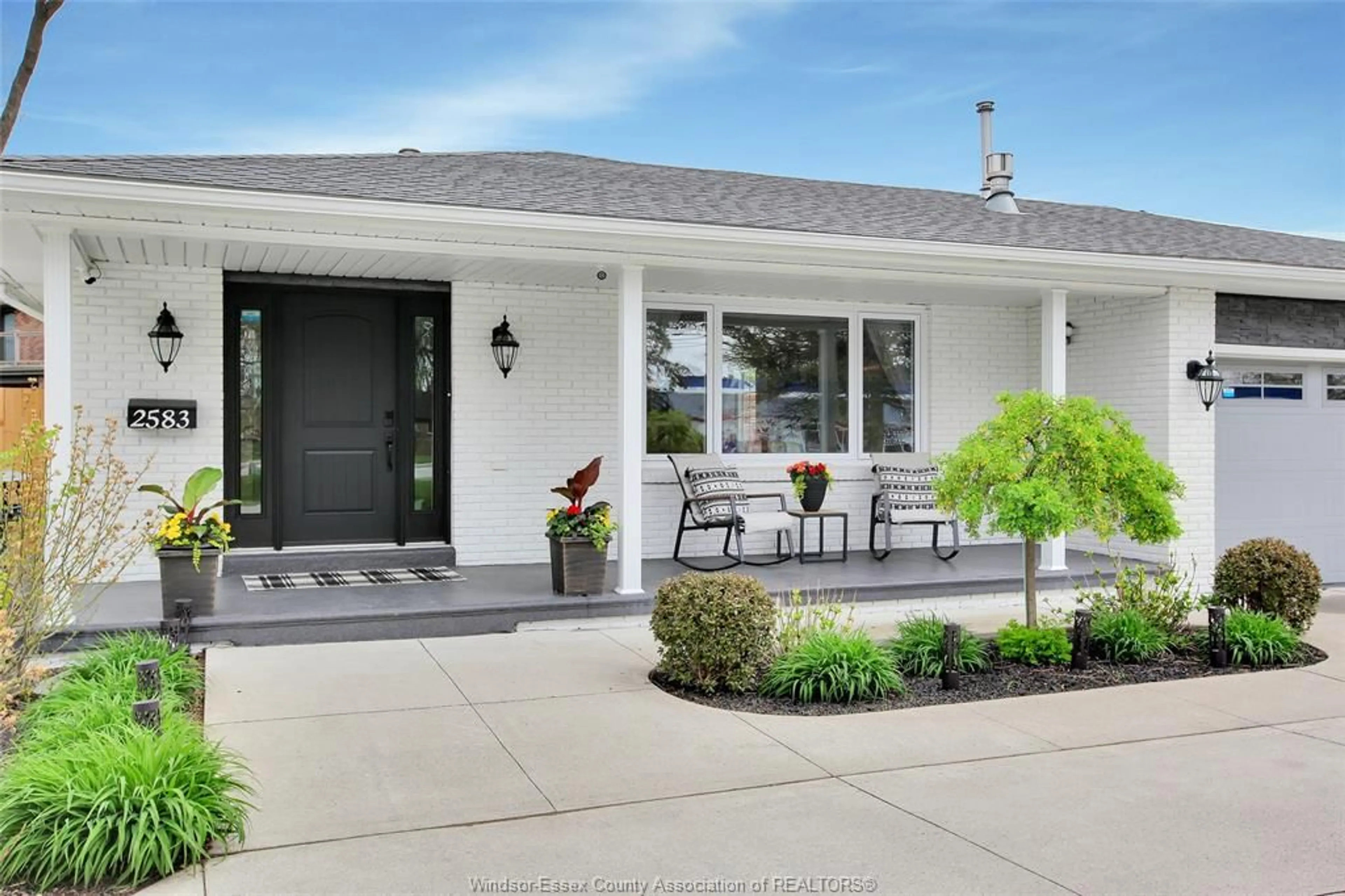 Home with vinyl exterior material, street for 2583 FRONT Rd, LaSalle Ontario N9J 2C5