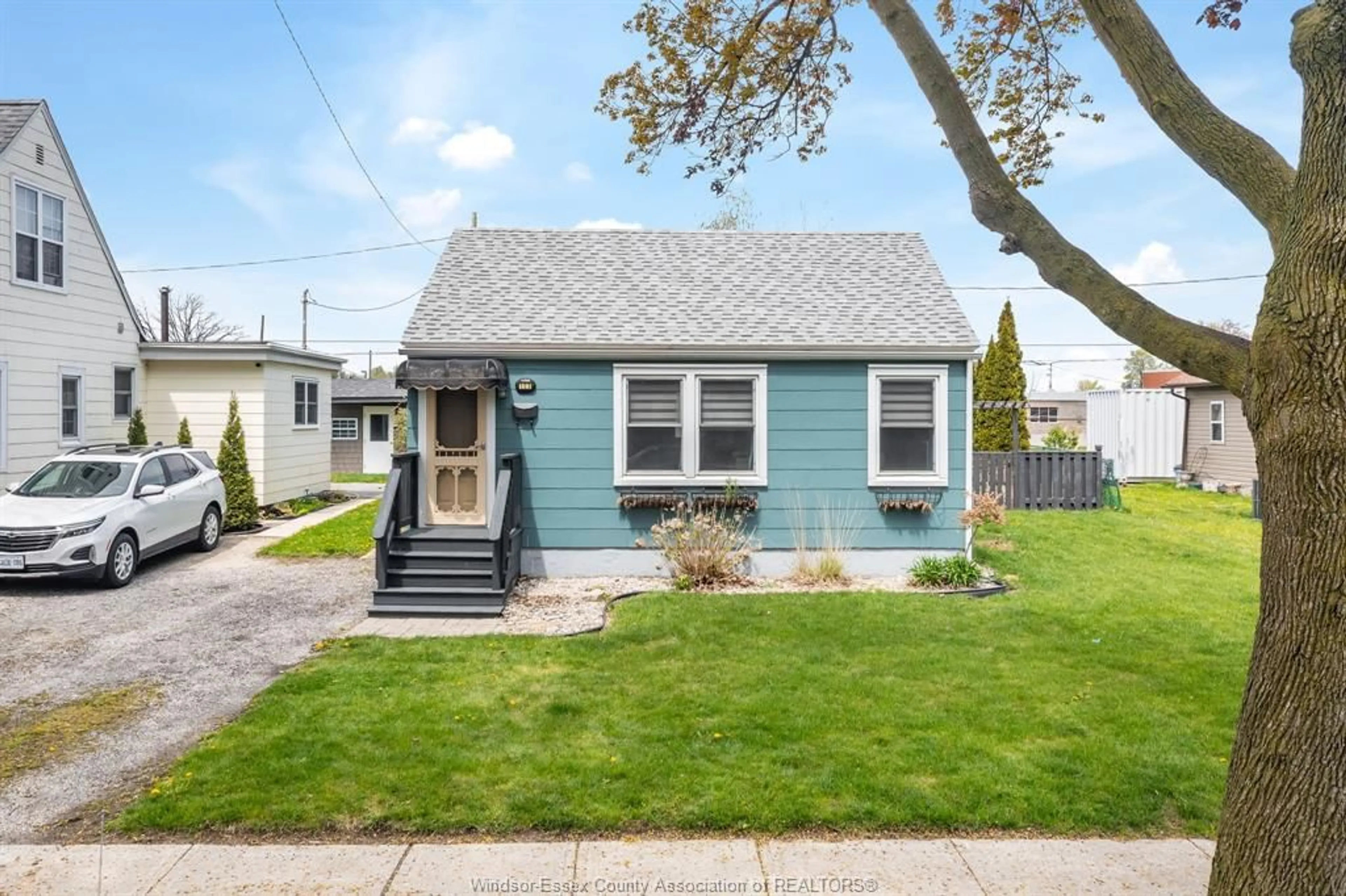 Home with vinyl exterior material, street for 103 ORANGE St, Leamington Ontario N8H 1R1