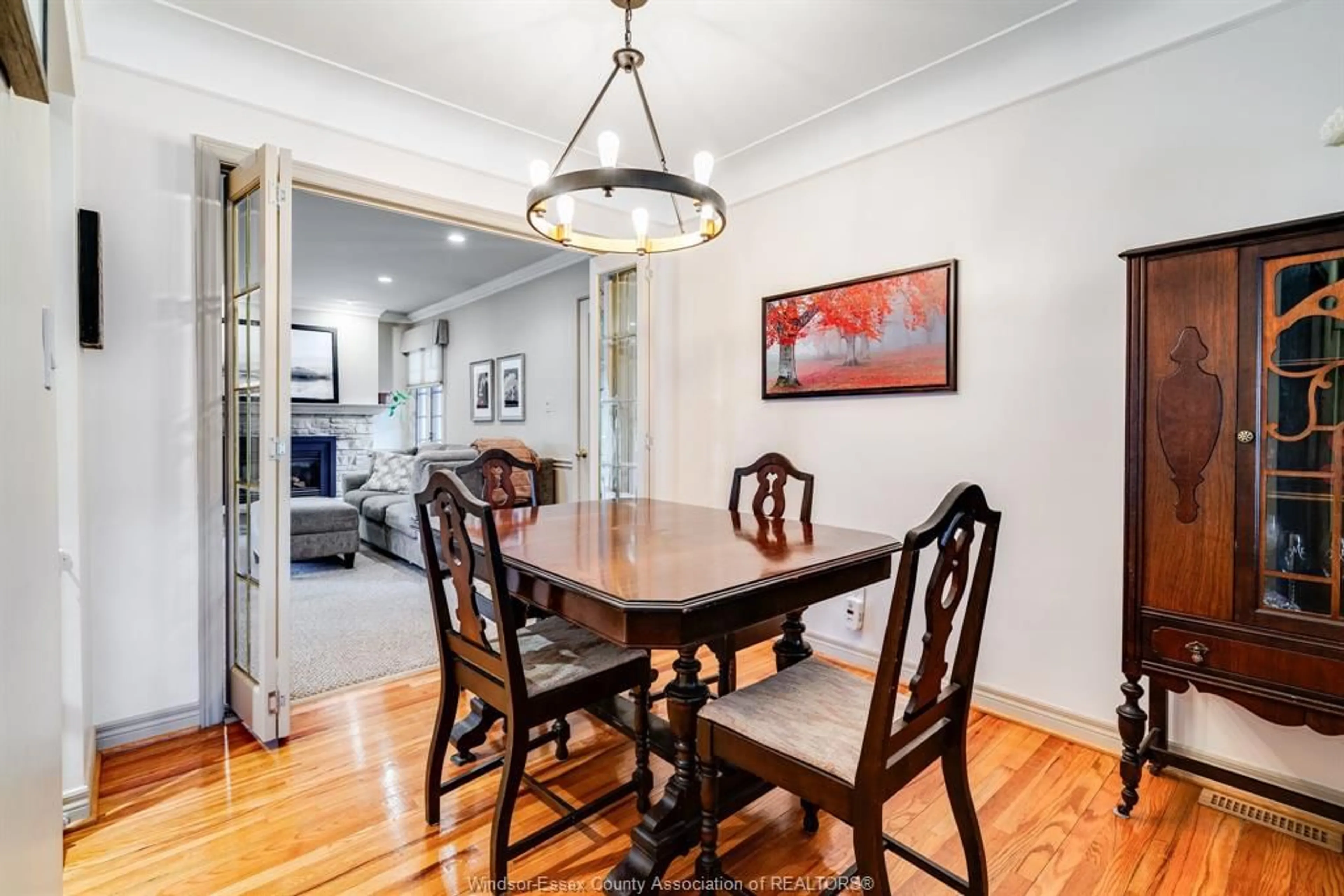 Dining room, wood/laminate floor for 3025 RADISSON Ave, Windsor Ontario N9E 1Y4