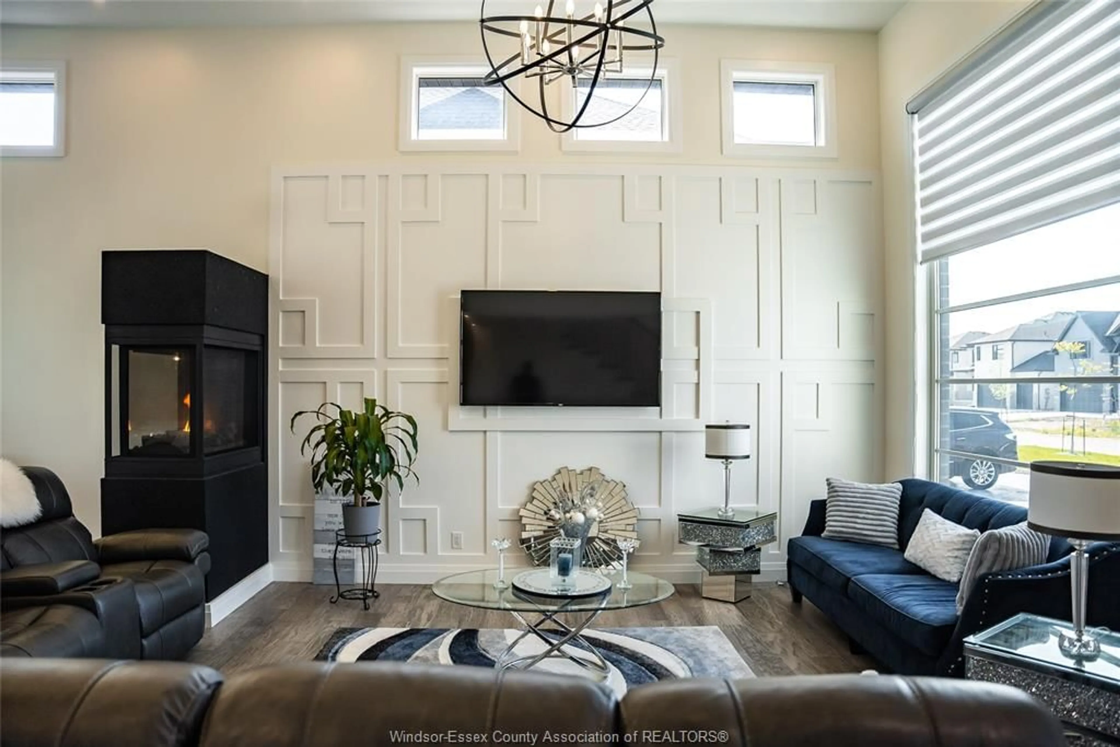Living room with furniture, ceramic/tile floor for 328 BENSON Crt, Amherstburg Ontario N9V 0G7
