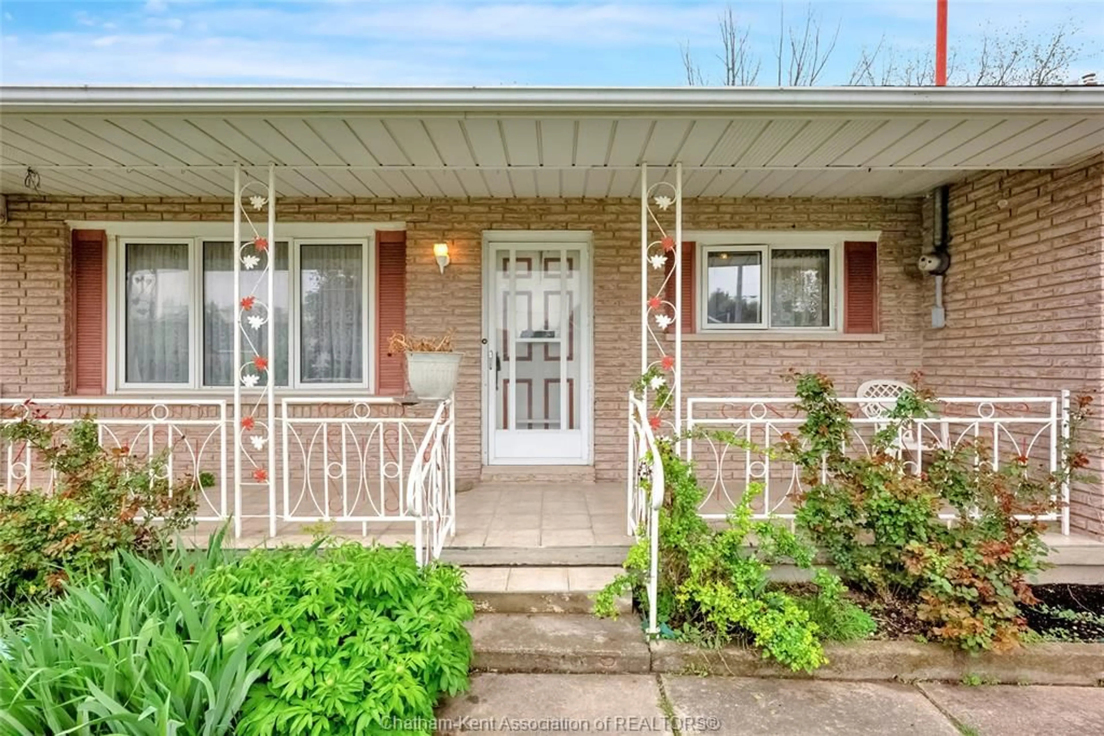 Unknown for 109 Woods St, Chatham Ontario N7L 3P9