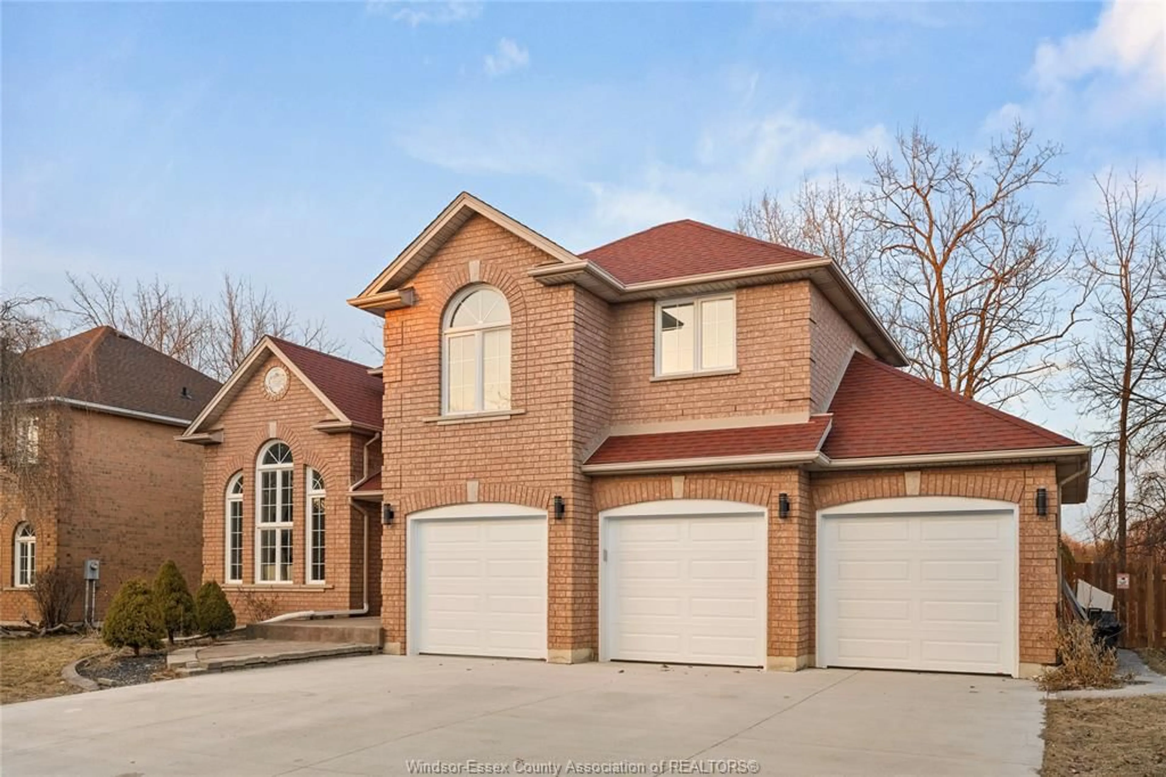 Home with brick exterior material, street for 3522 WHITESIDE Dr, Windsor Ontario N9E 4P5