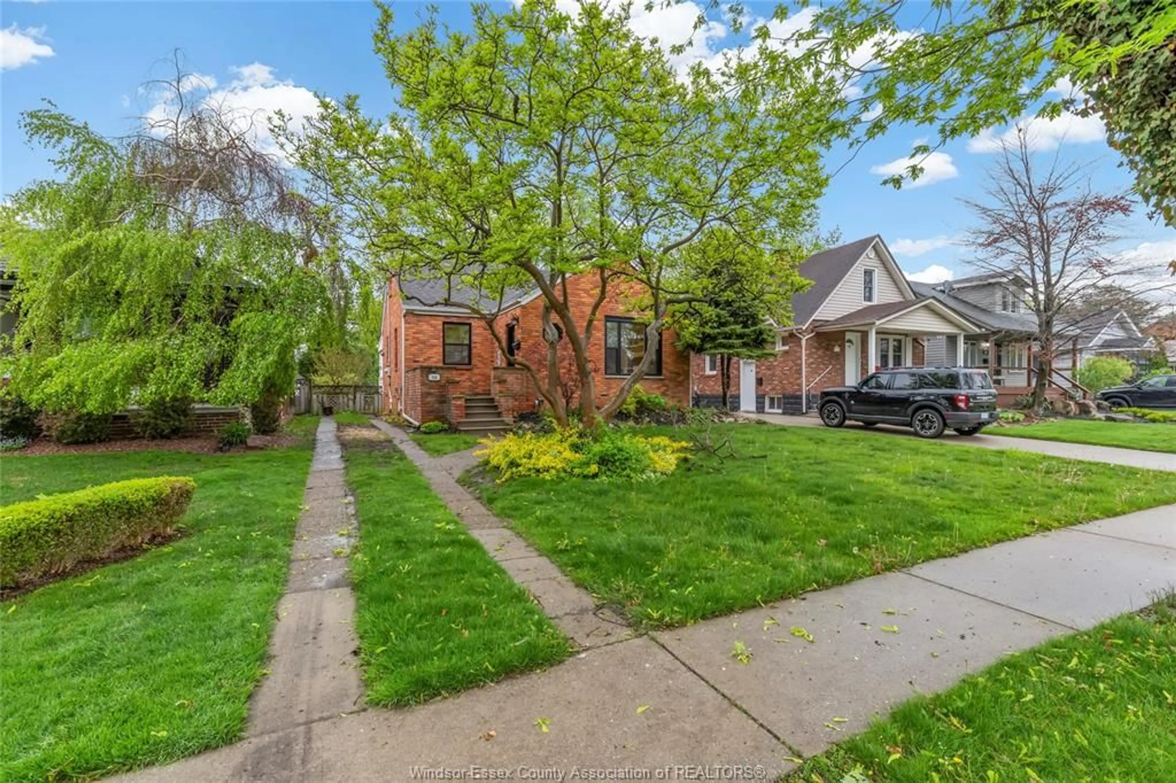 Home with brick exterior material, street for 926 HOMEDALE, Windsor Ontario N8S 2T2
