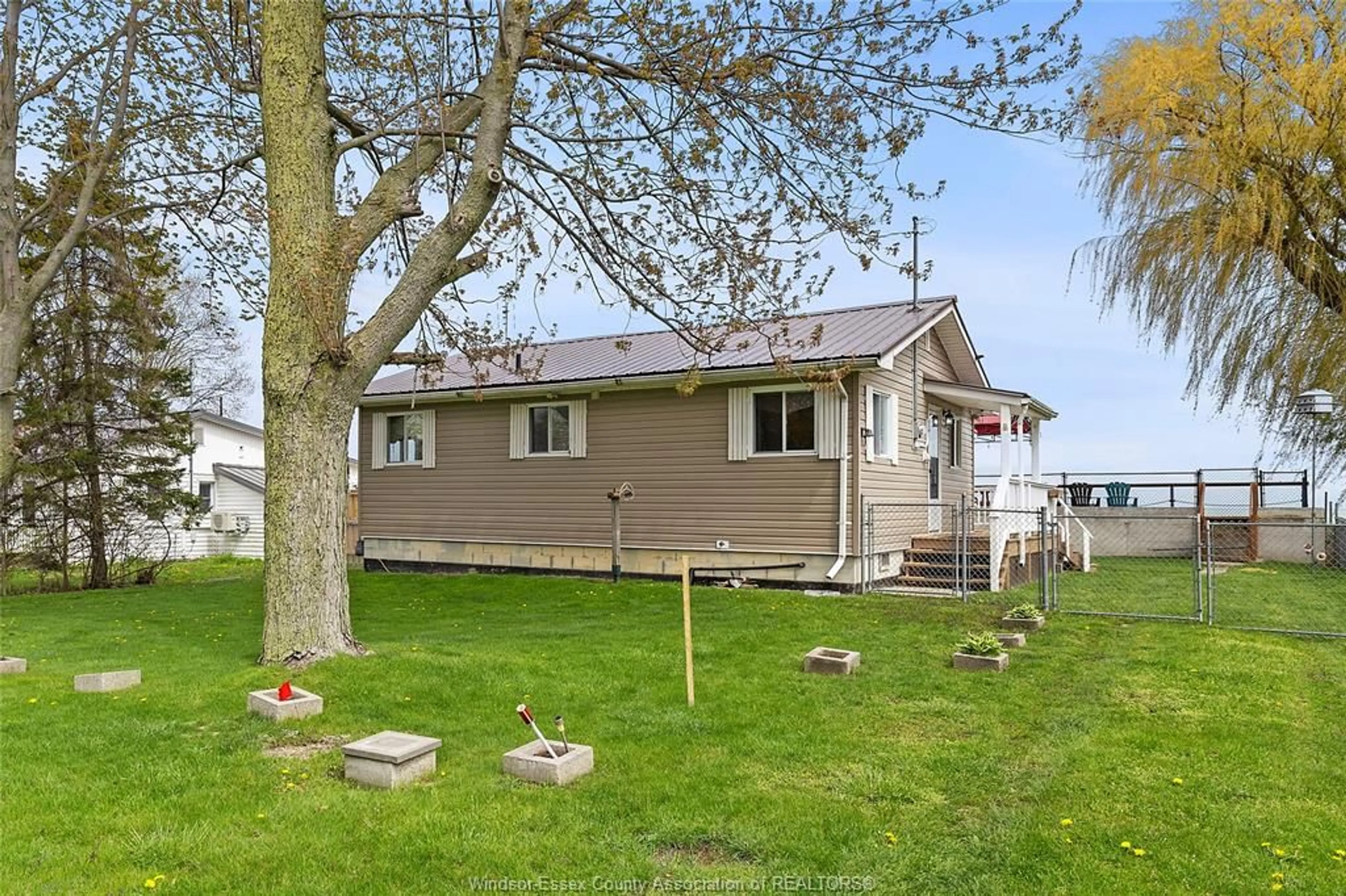 Unknown for 156 LAKESHORE, Leamington Ontario N0P 2P0