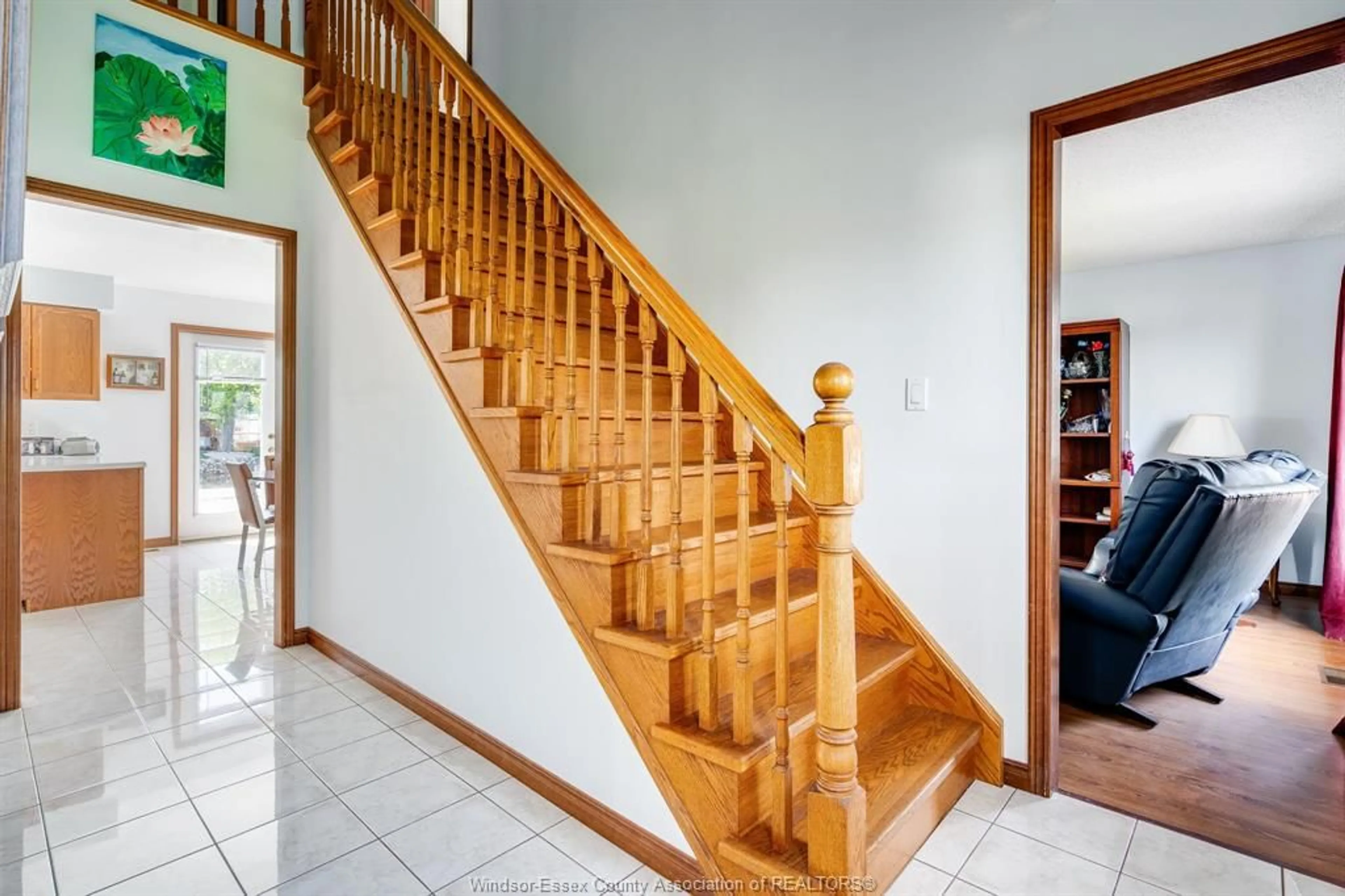 Stairs for 935 Rivait Drive, Lighthouse Cove Ontario N0P 2L0