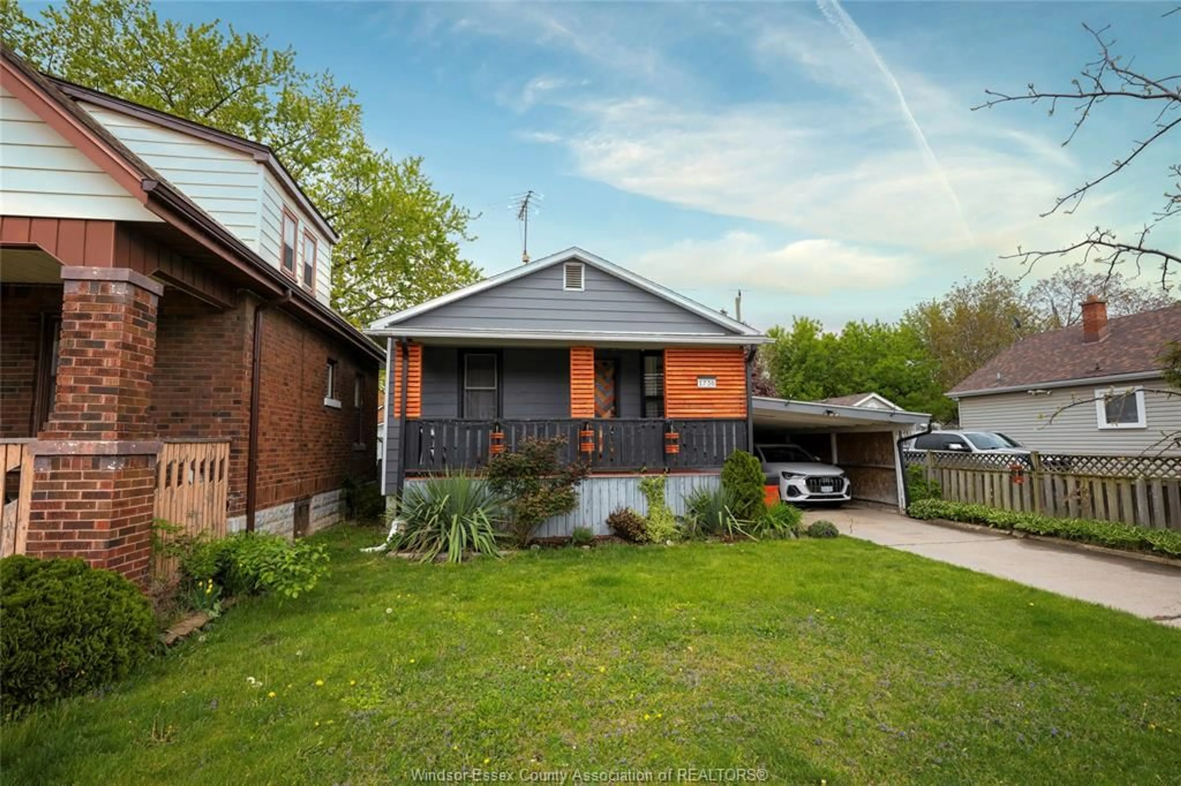 Home with brick exterior material, street for 1736 Cadillac St, Windsor Ontario N8Y 2V8
