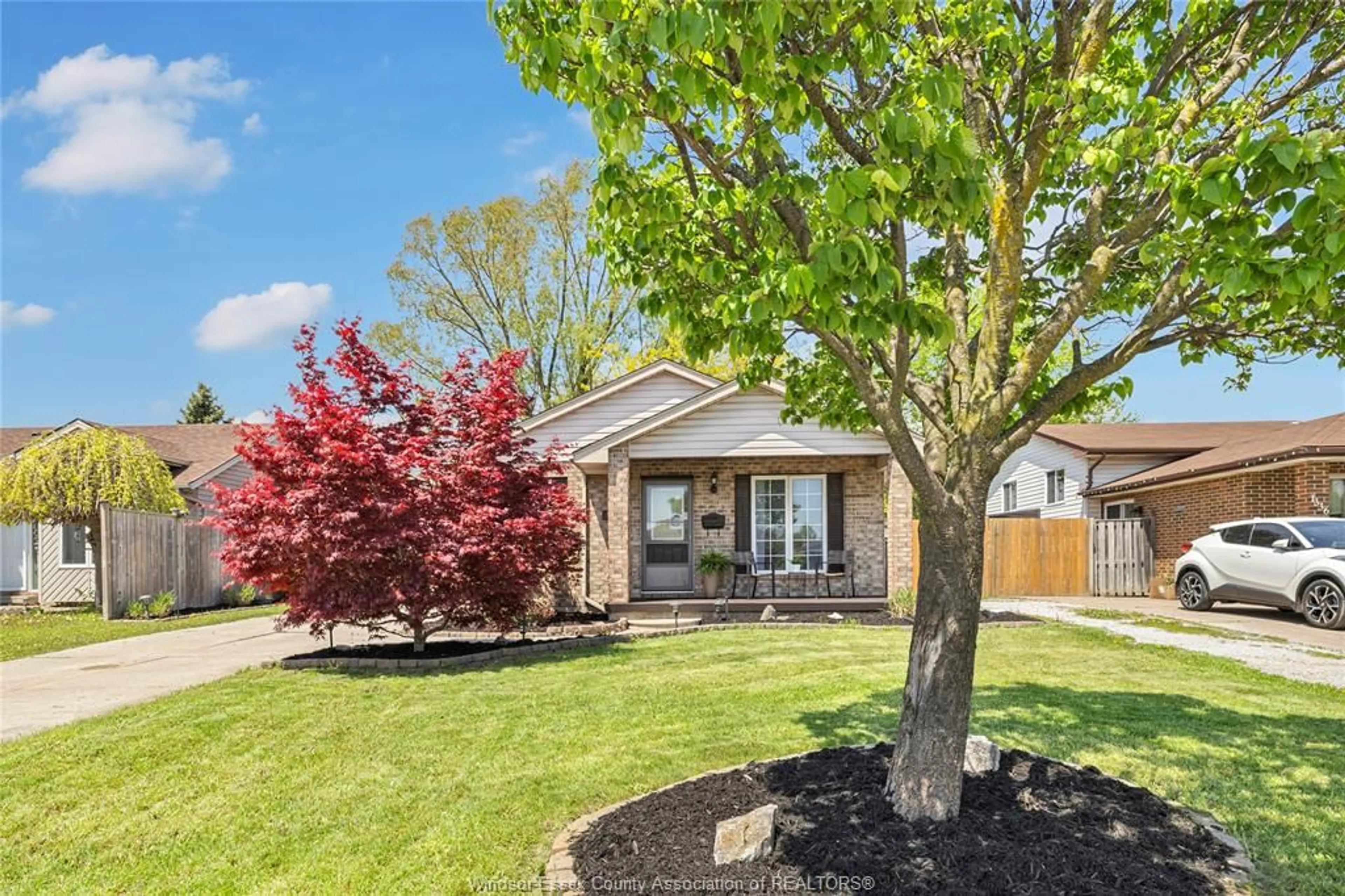 Unknown for 1332 HANSEN Cres, Windsor Ontario N8W 5M8