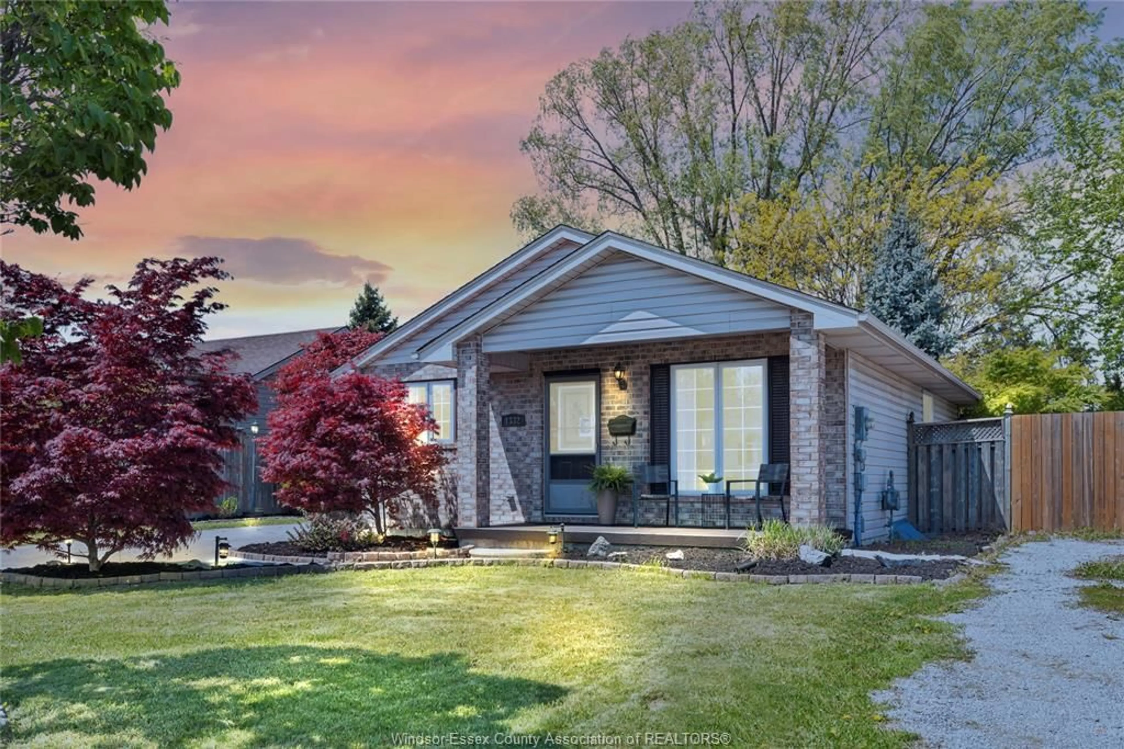 Unknown for 1332 HANSEN Cres, Windsor Ontario N8W 5M8