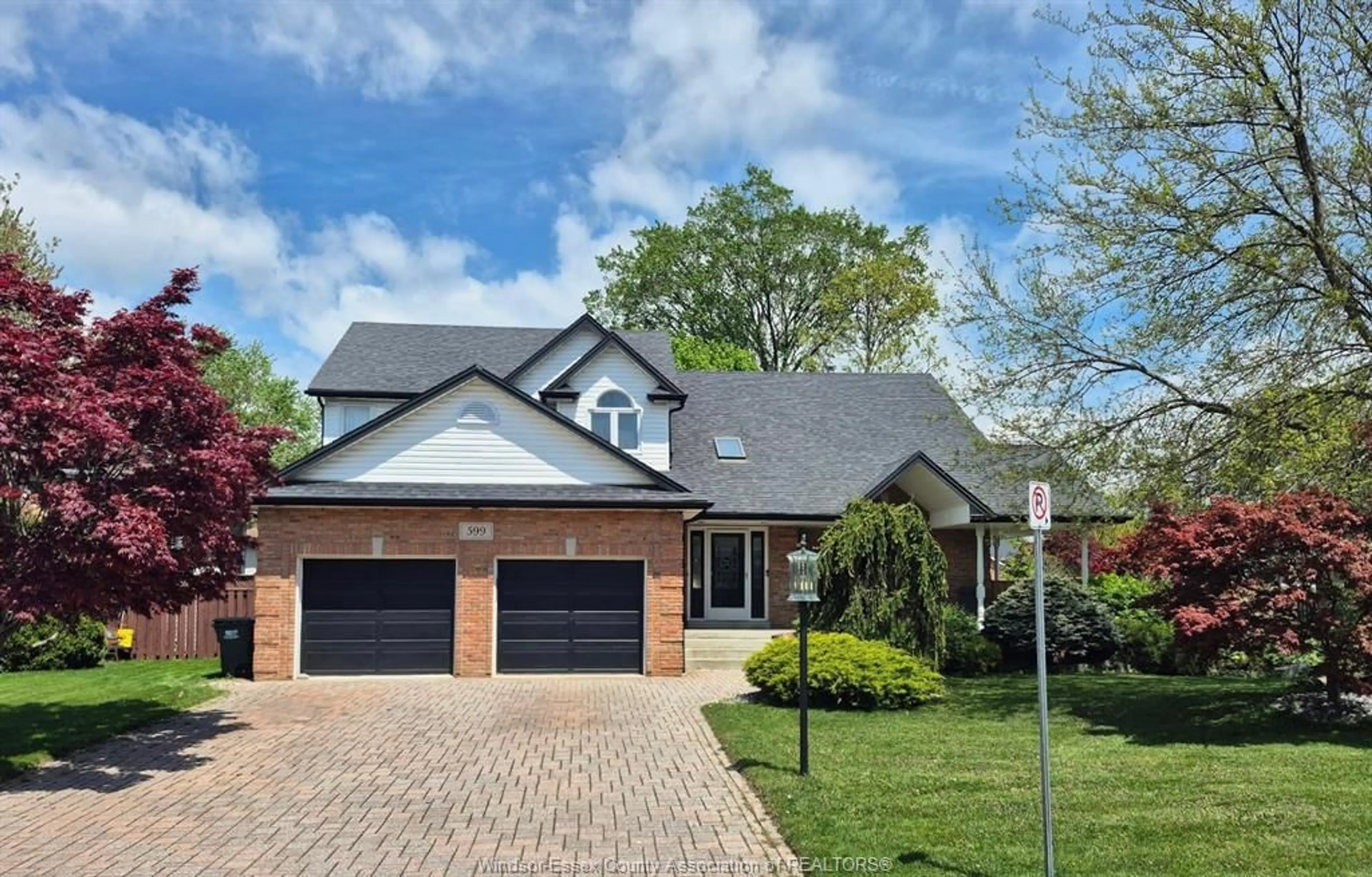 Home with brick exterior material, street for 599 SACRED HEART, LaSalle Ontario N9J 3L8