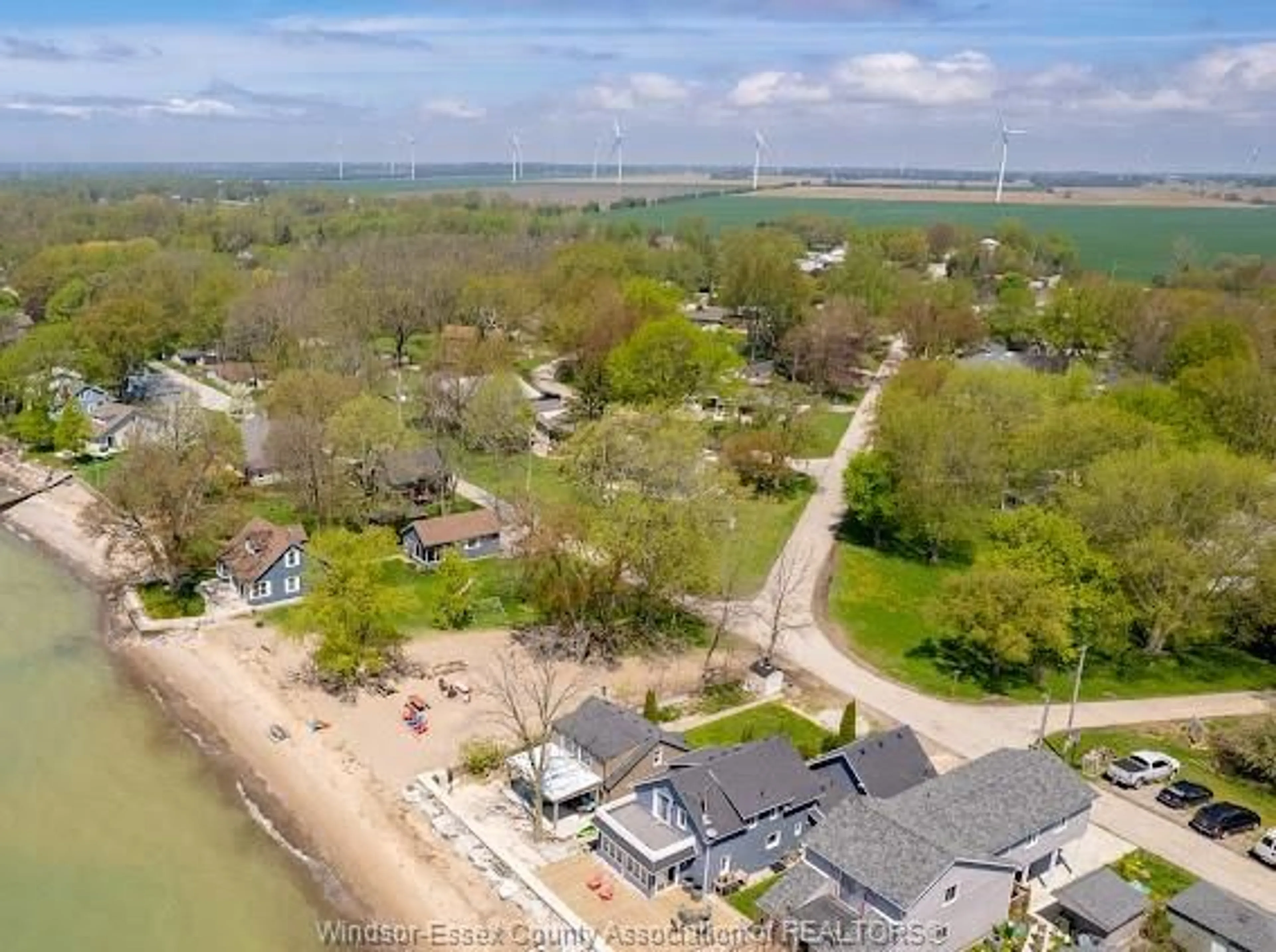 A pic from outside/outdoor area/front of a property/back of a property/a pic from drone, water/lake/river/ocean view for 115 ALLISON, Essex Ontario N0R 1G0