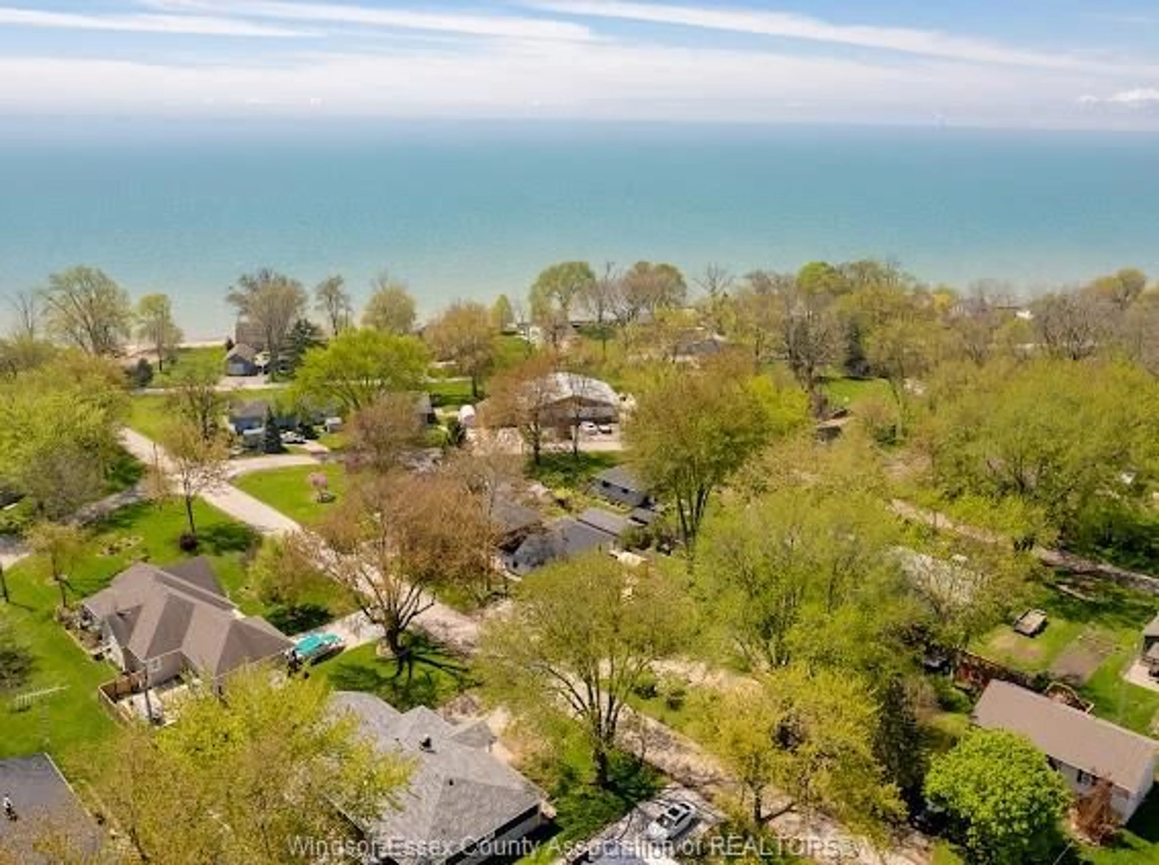 A pic from outside/outdoor area/front of a property/back of a property/a pic from drone, water/lake/river/ocean view for 115 ALLISON, Essex Ontario N0R 1G0