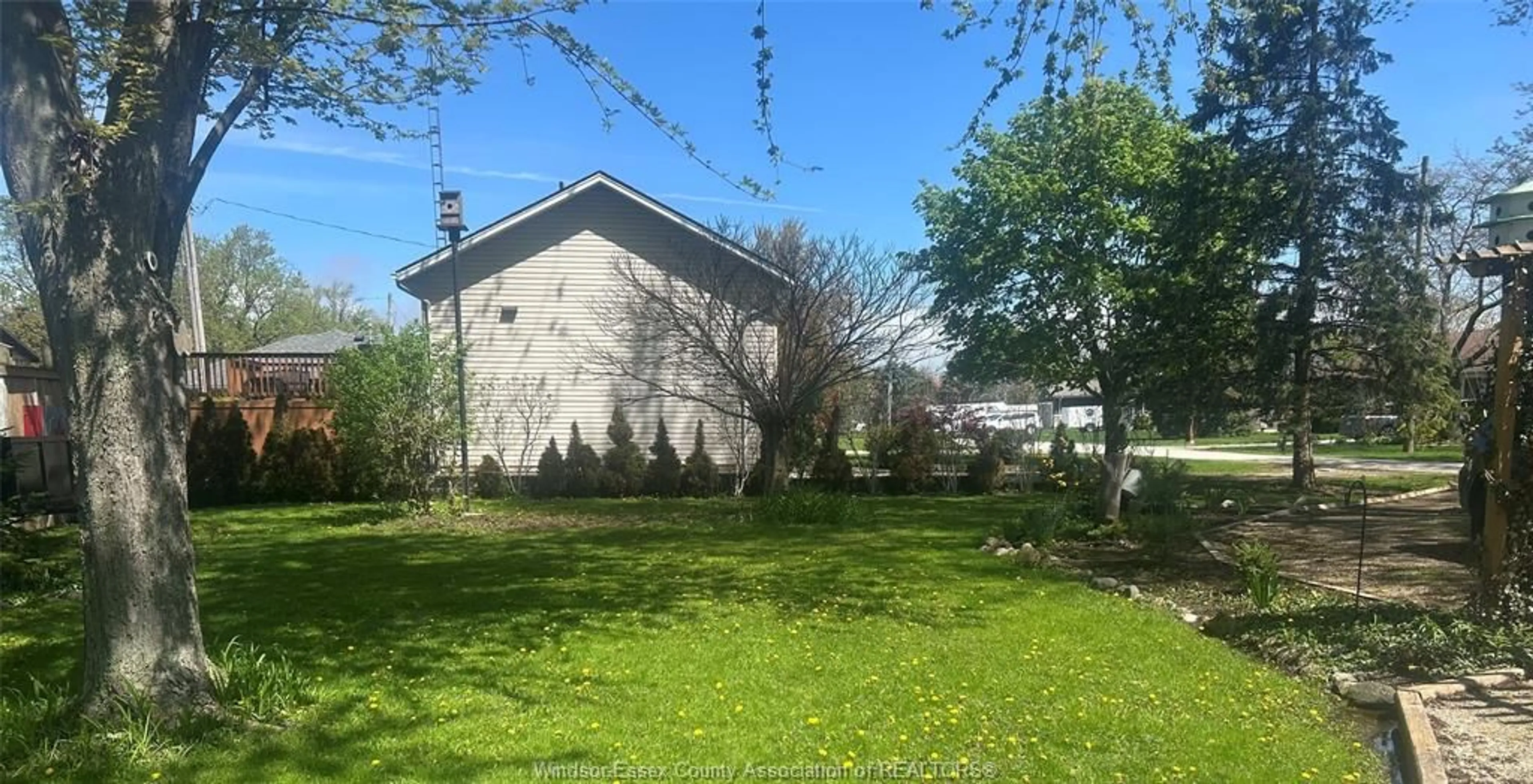 A pic from outside/outdoor area/front of a property/back of a property/a pic from drone, building for W/S ALLISON, Essex Ontario N0R 1G0
