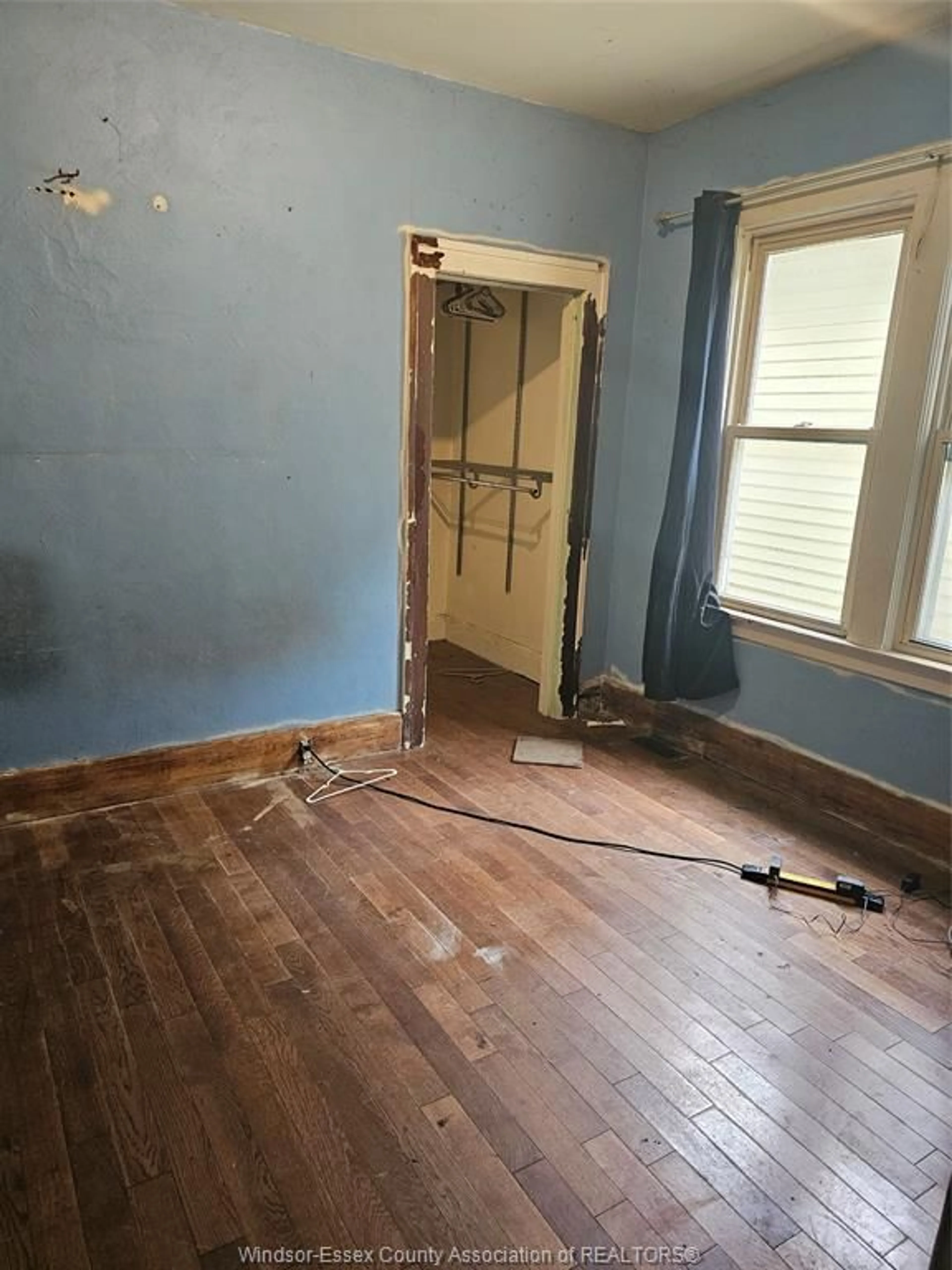 A pic of a room for 1448 LINCOLN, Windsor Ontario N8Y 2J1