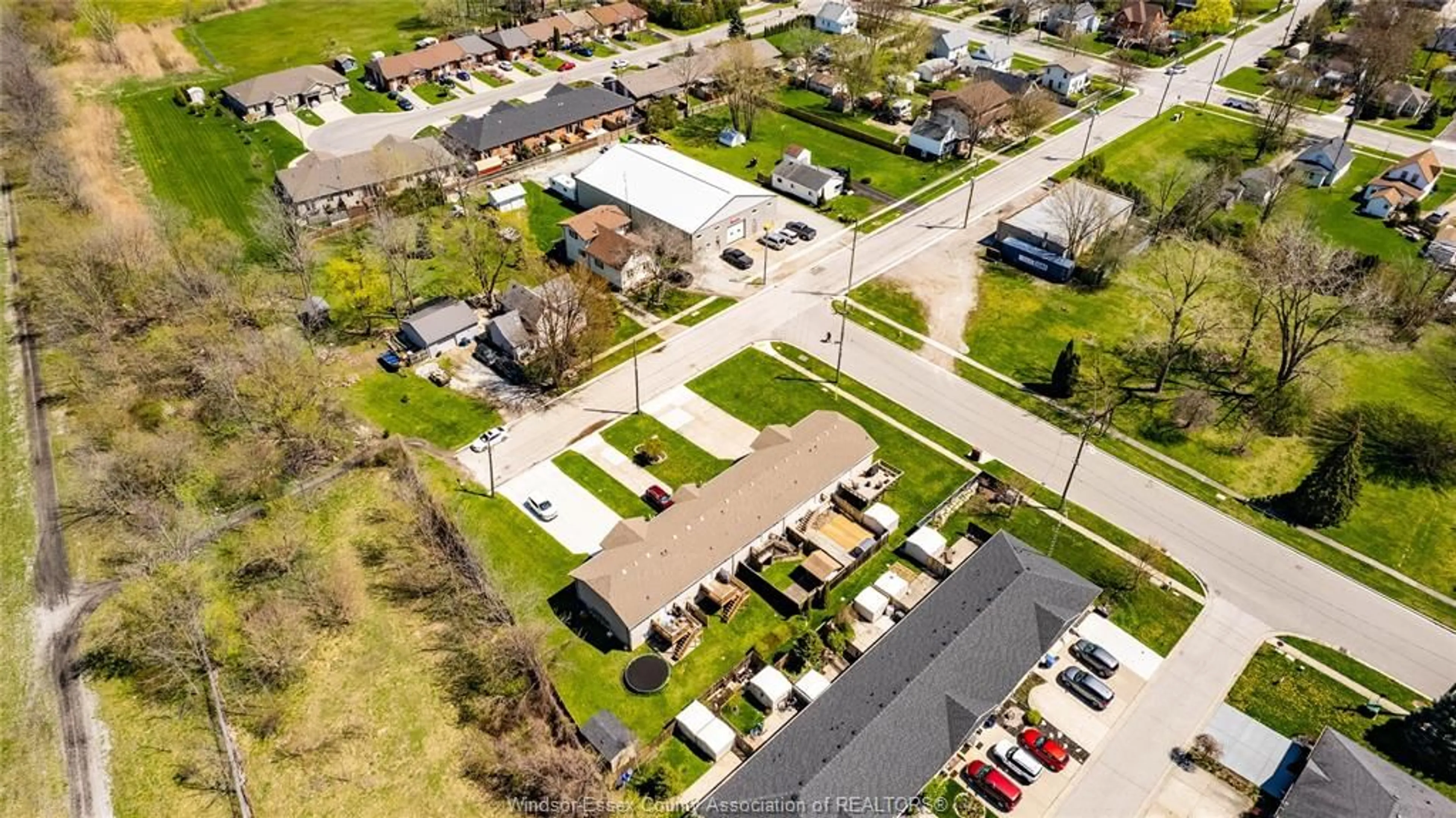 A pic from outside/outdoor area/front of a property/back of a property/a pic from drone, street for 21 ELLA St, Tilbury Ontario N0P 2L0