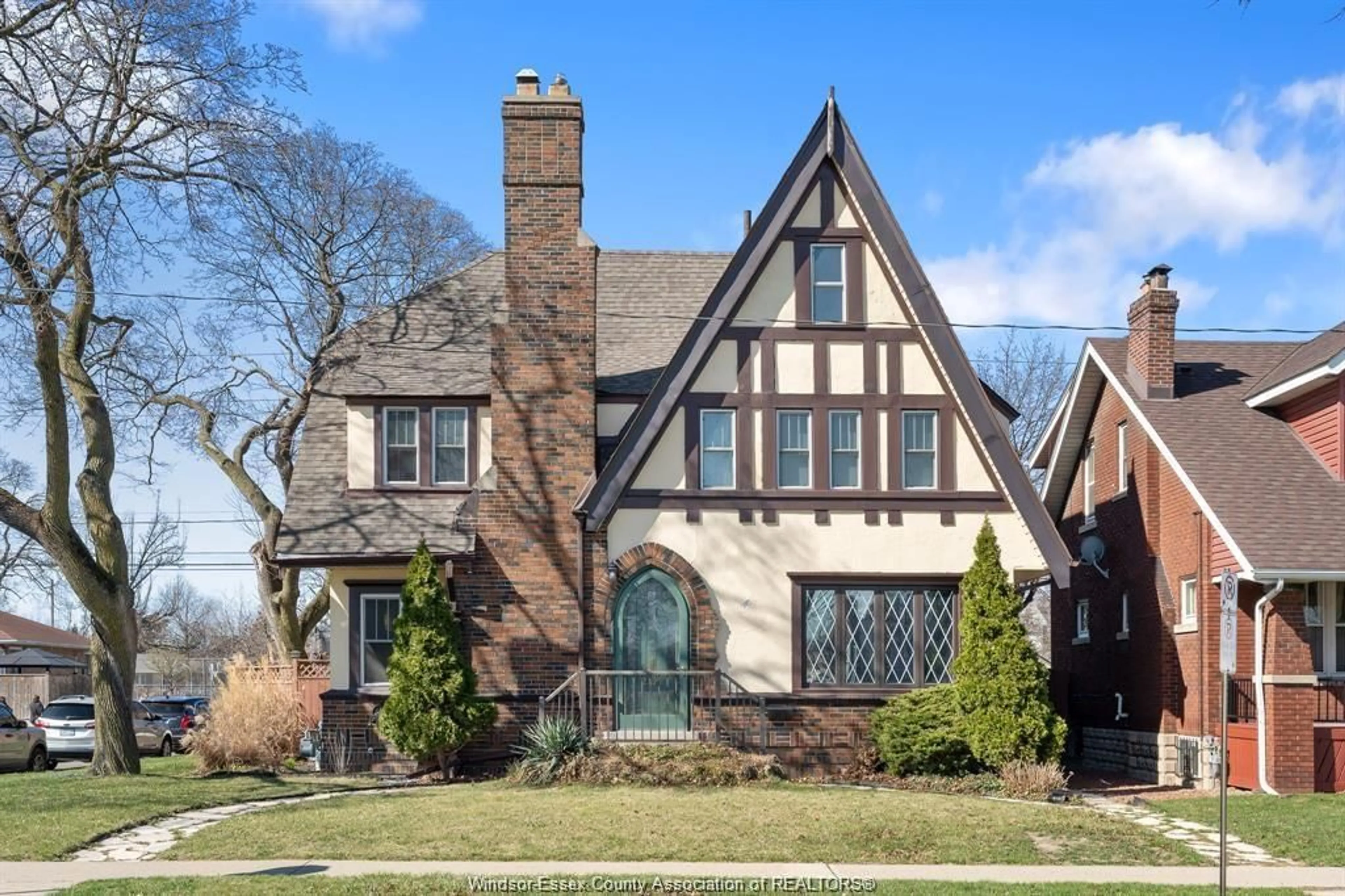 Home with brick exterior material, street for 2195 KILDARE, Windsor Ontario N8W 2W9