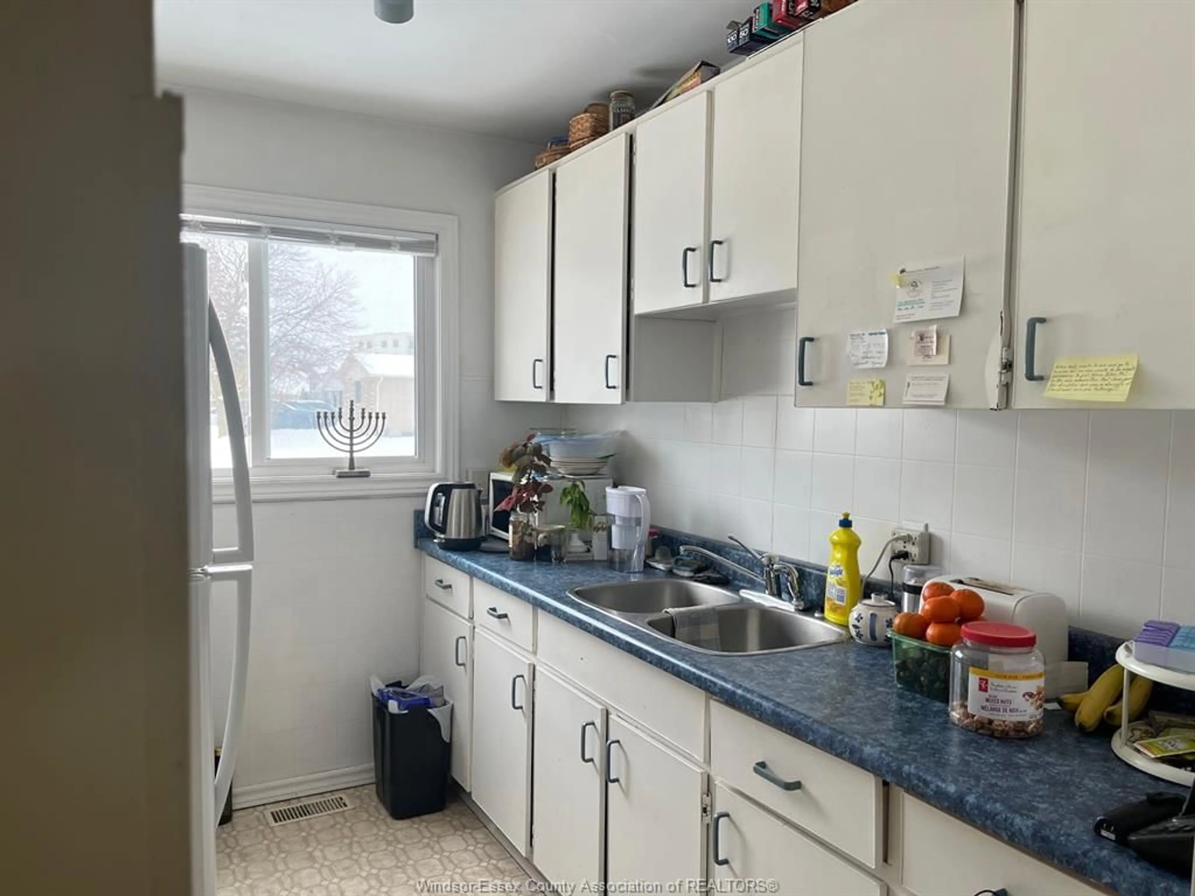 Standard kitchen, unknown for 14 VANIER, Tilbury Ontario N0P 2L0