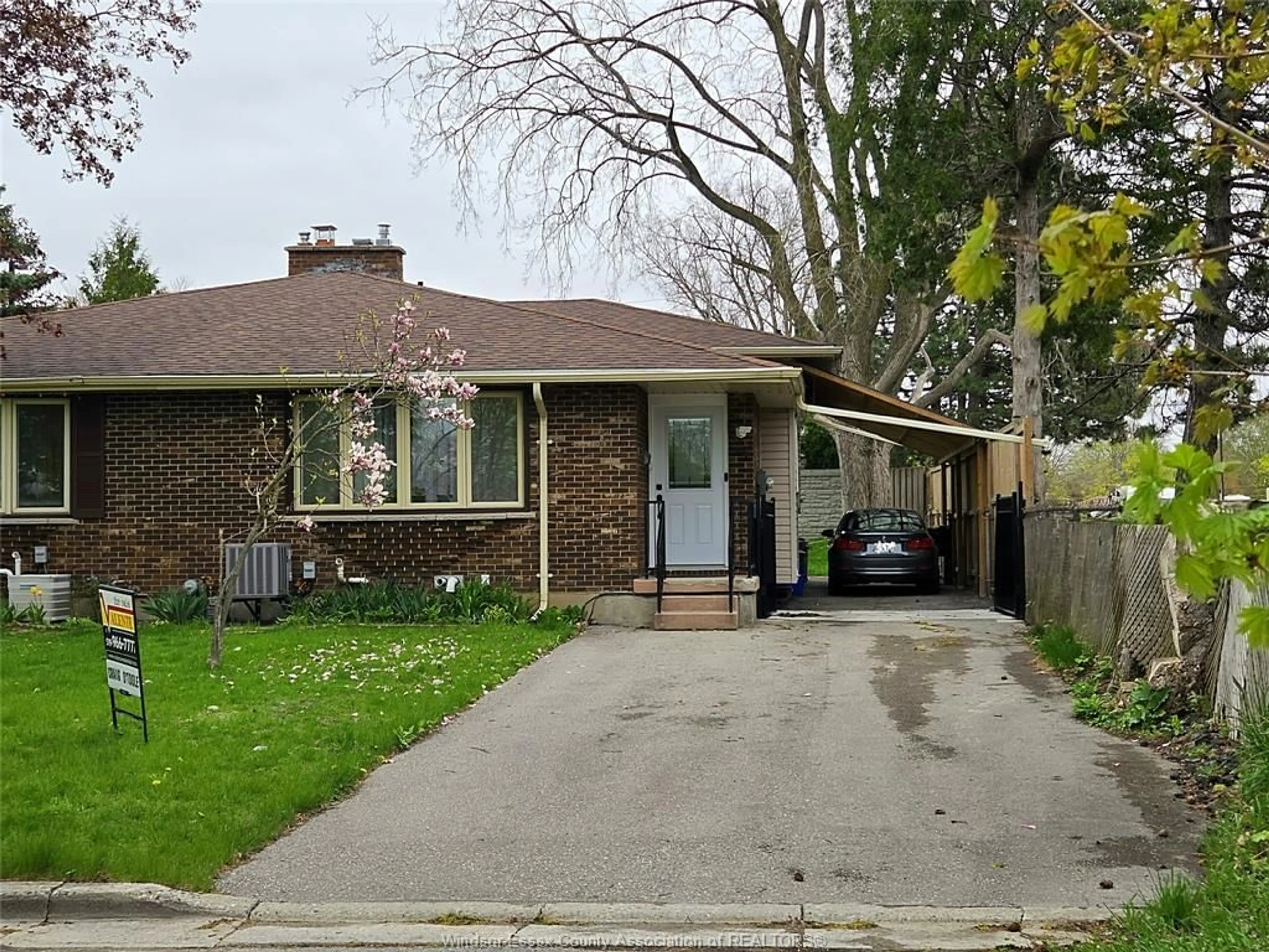 Unknown for 83 GENEVIVE Pl, London Ontario N5Y 4X2