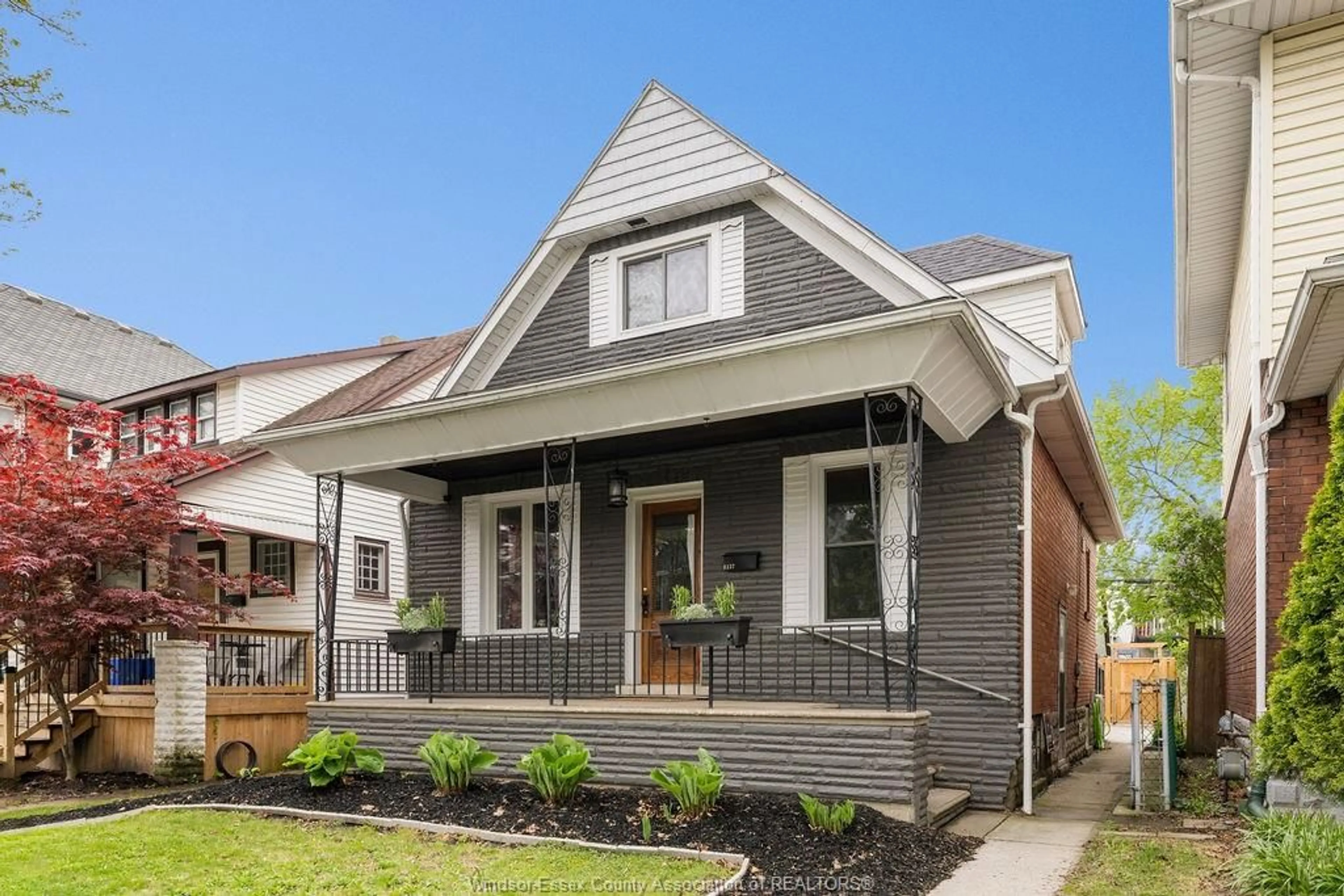 Home with vinyl exterior material, street for 1137 WINDERMERE Rd, Windsor Ontario N8Y 3E7