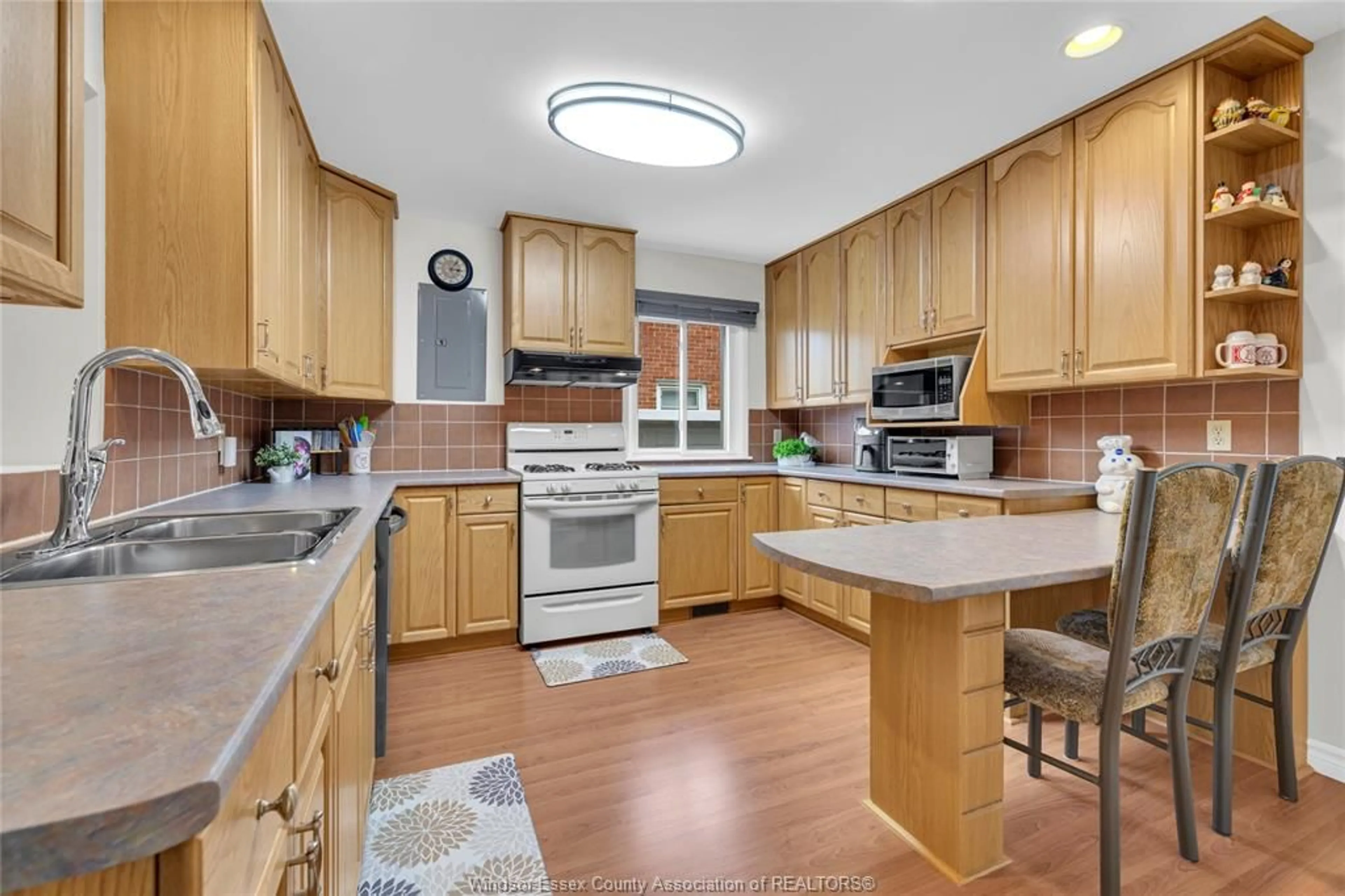 Unknown for 1133 Reedmere Ave., Windsor Ontario N8S 2M2