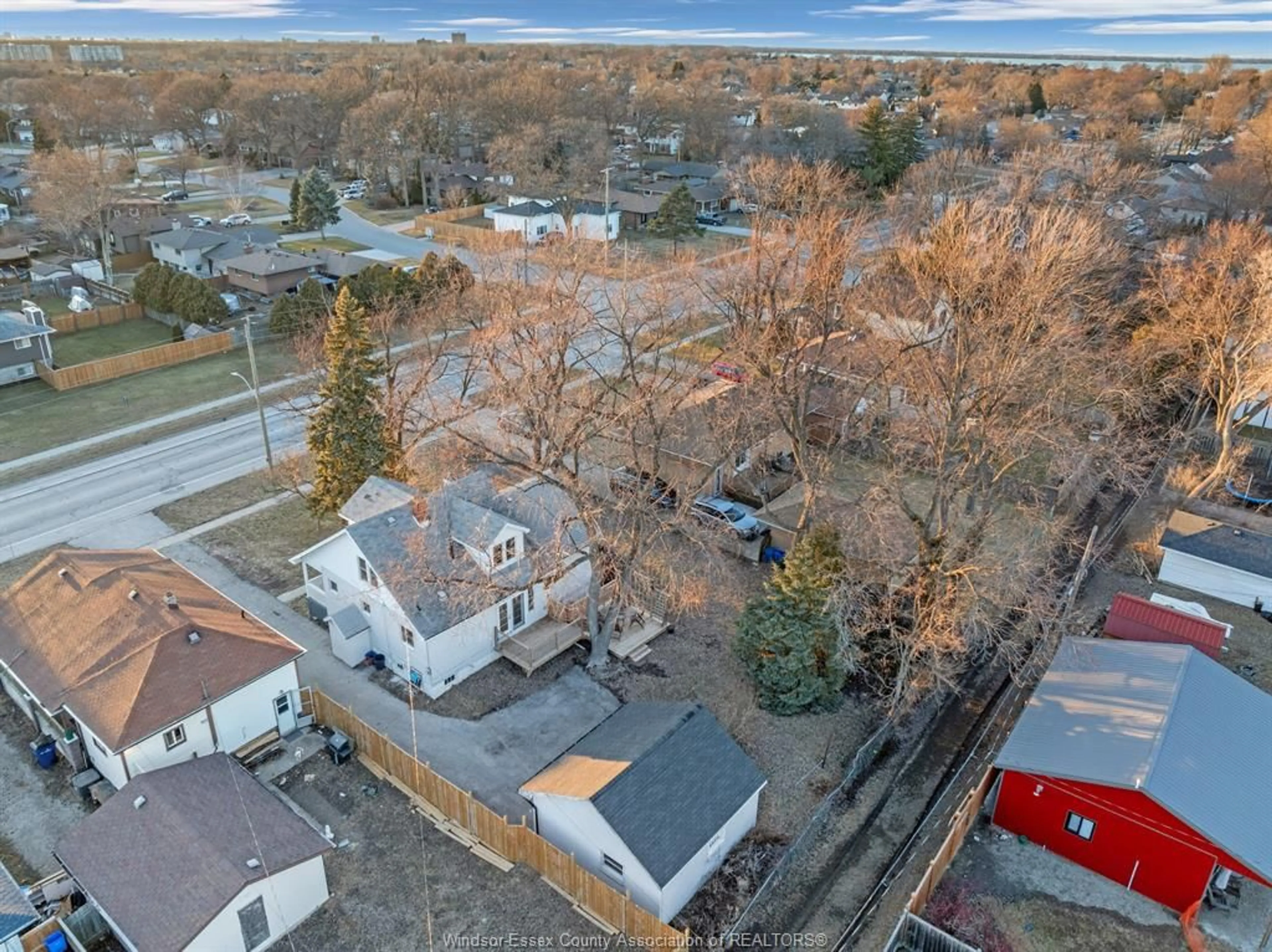 A pic from outside/outdoor area/front of a property/back of a property/a pic from drone, street for 630 LESPERANCE Rd, Tecumseh Ontario N8N 1W6