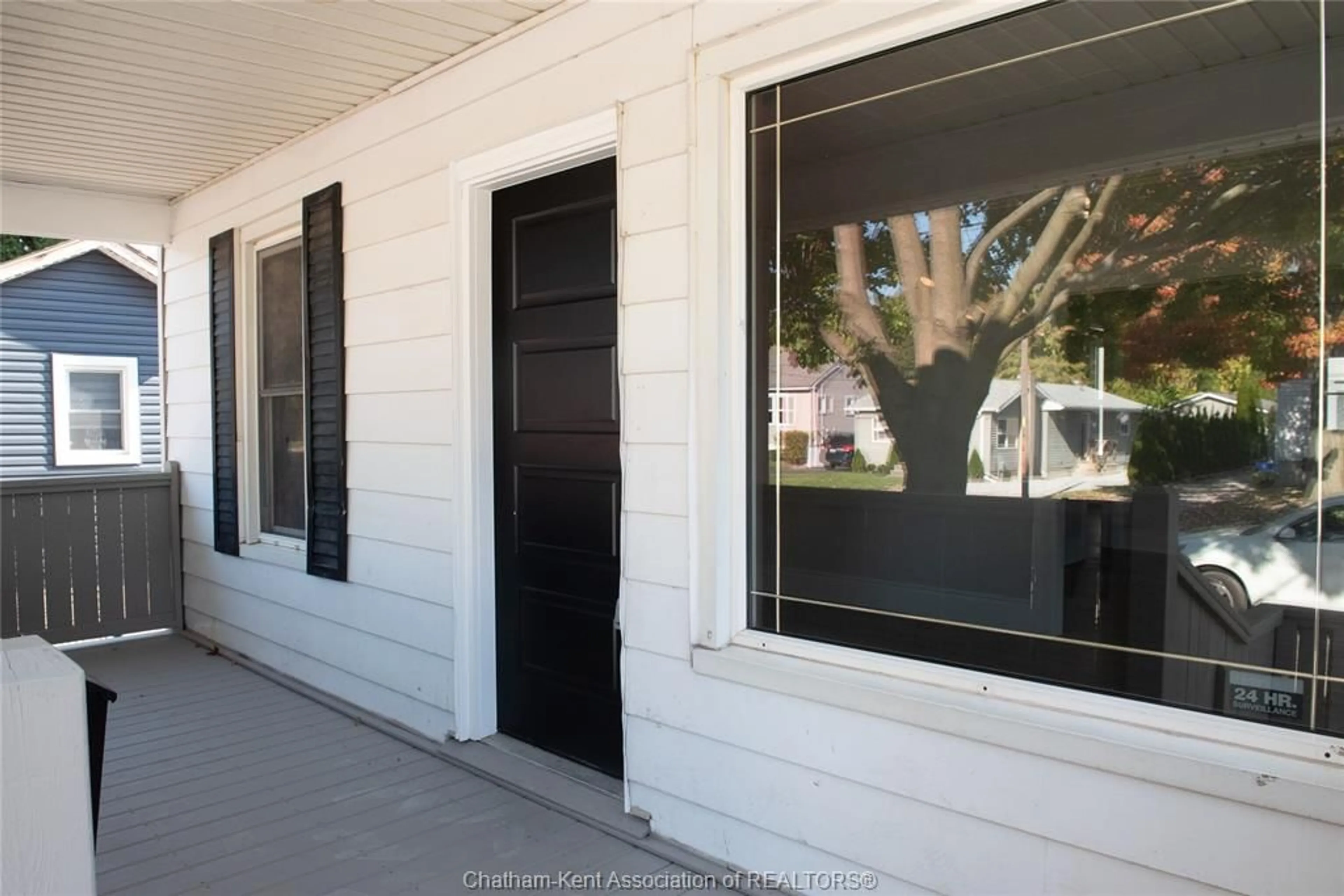 Home with vinyl exterior material, street for 250 Forest St, Chatham Ontario N7L 2A9