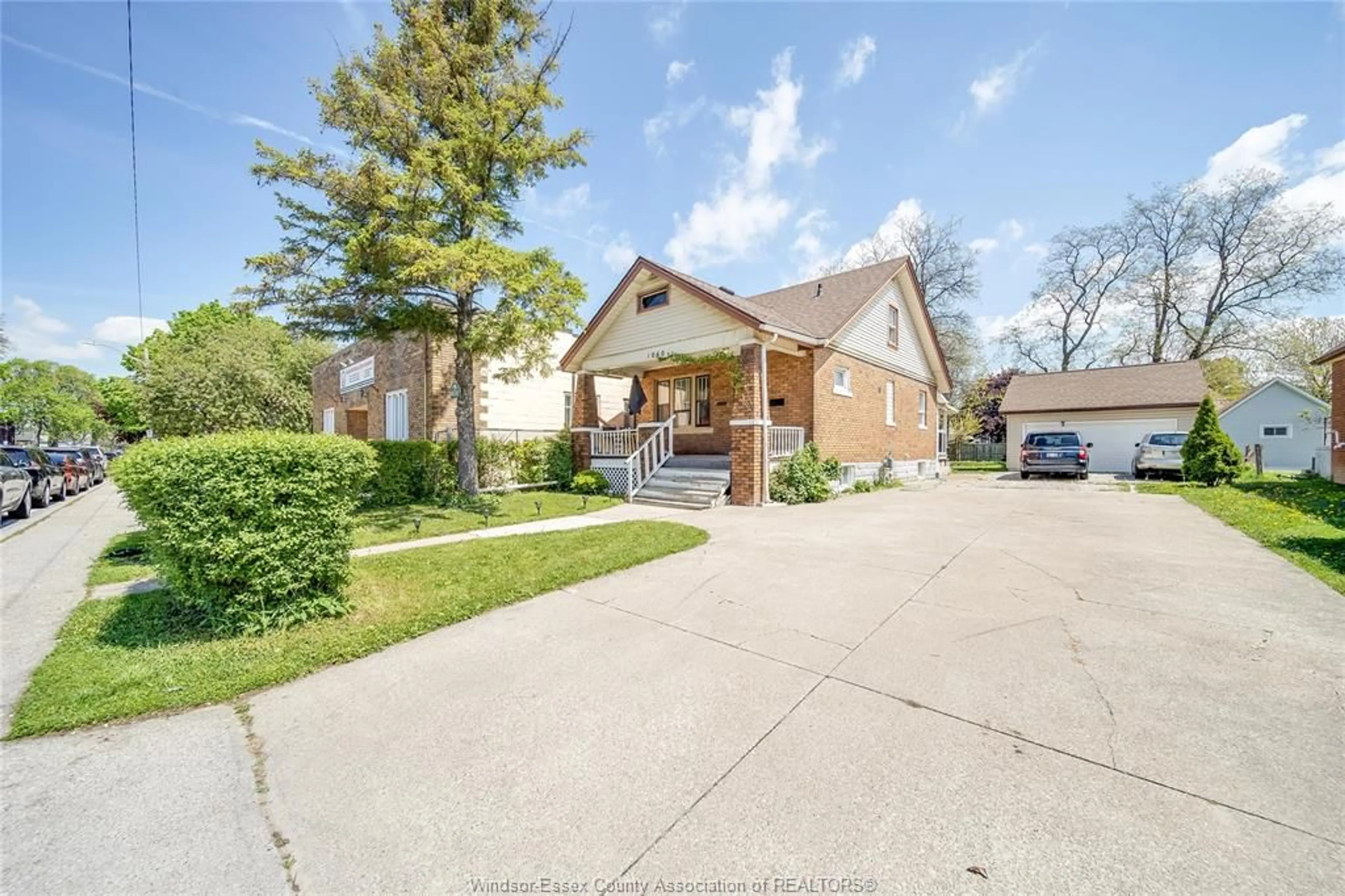 Unknown for 1060 LANGLOIS, Windsor Ontario N9A 2H5