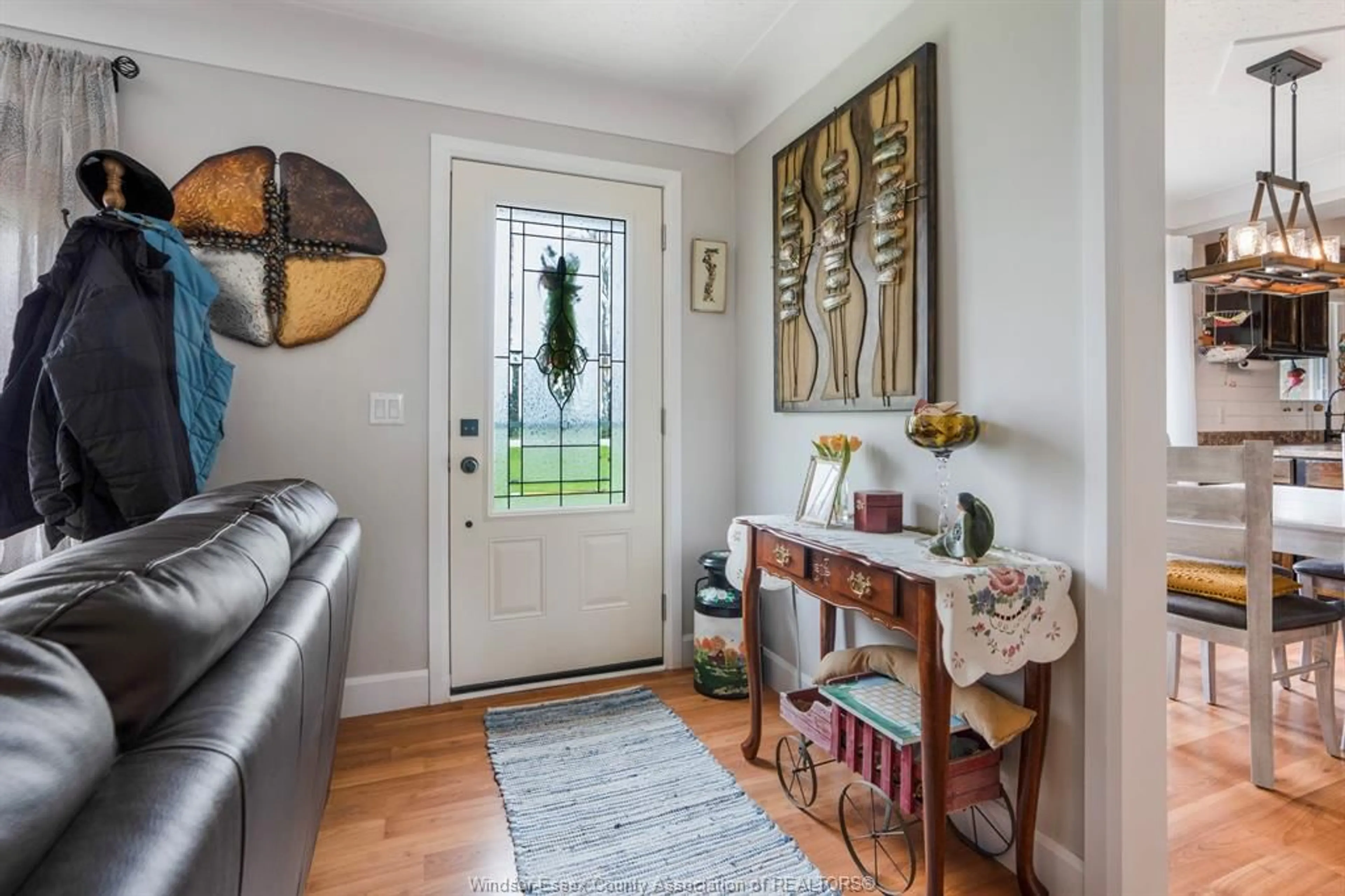 Indoor entryway for 3356 TALBOT Trail, Wheatley Ontario N0P 2P0