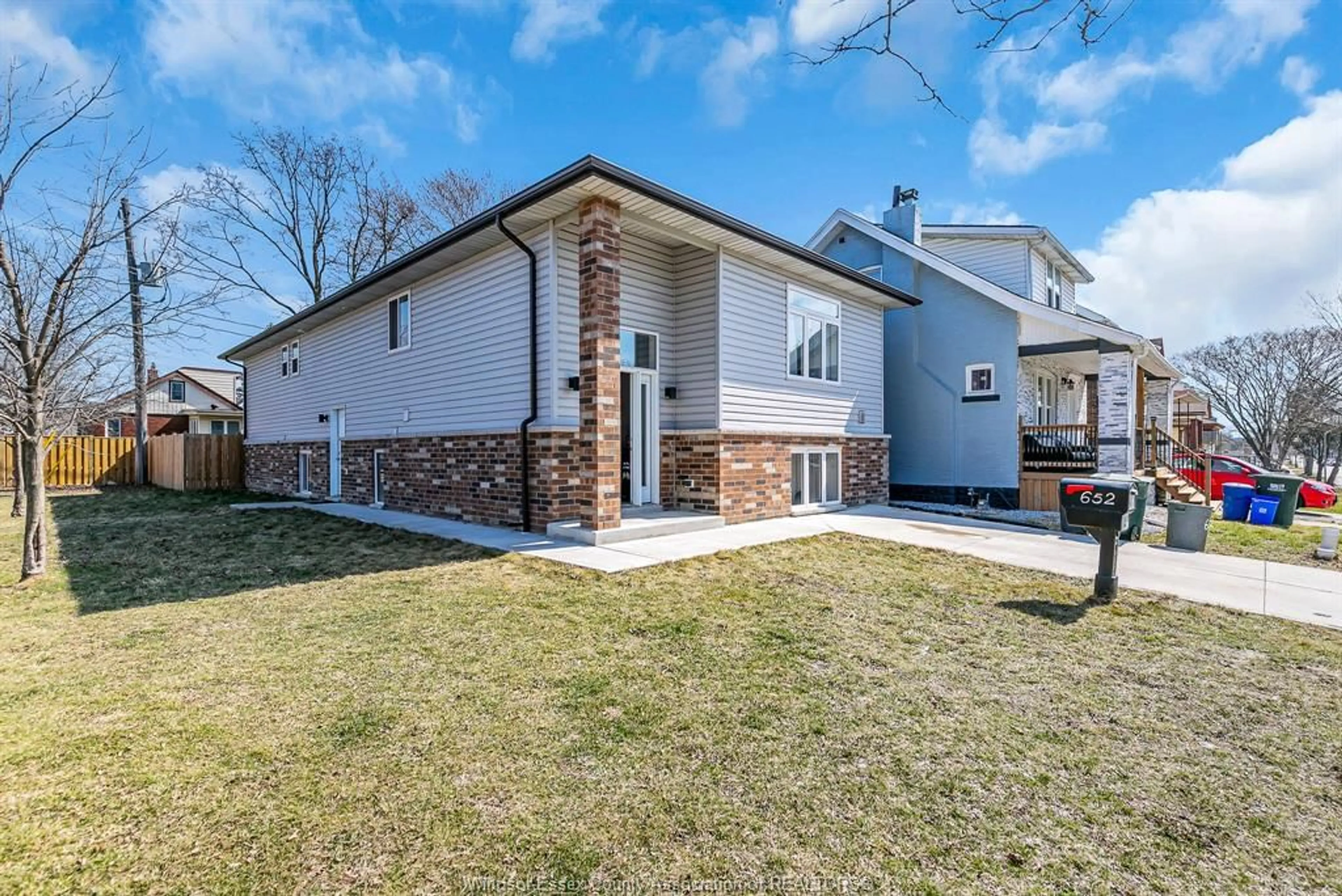 Home with brick exterior material, street for 652 BRIDGE, Windsor Ontario N9B 2M6
