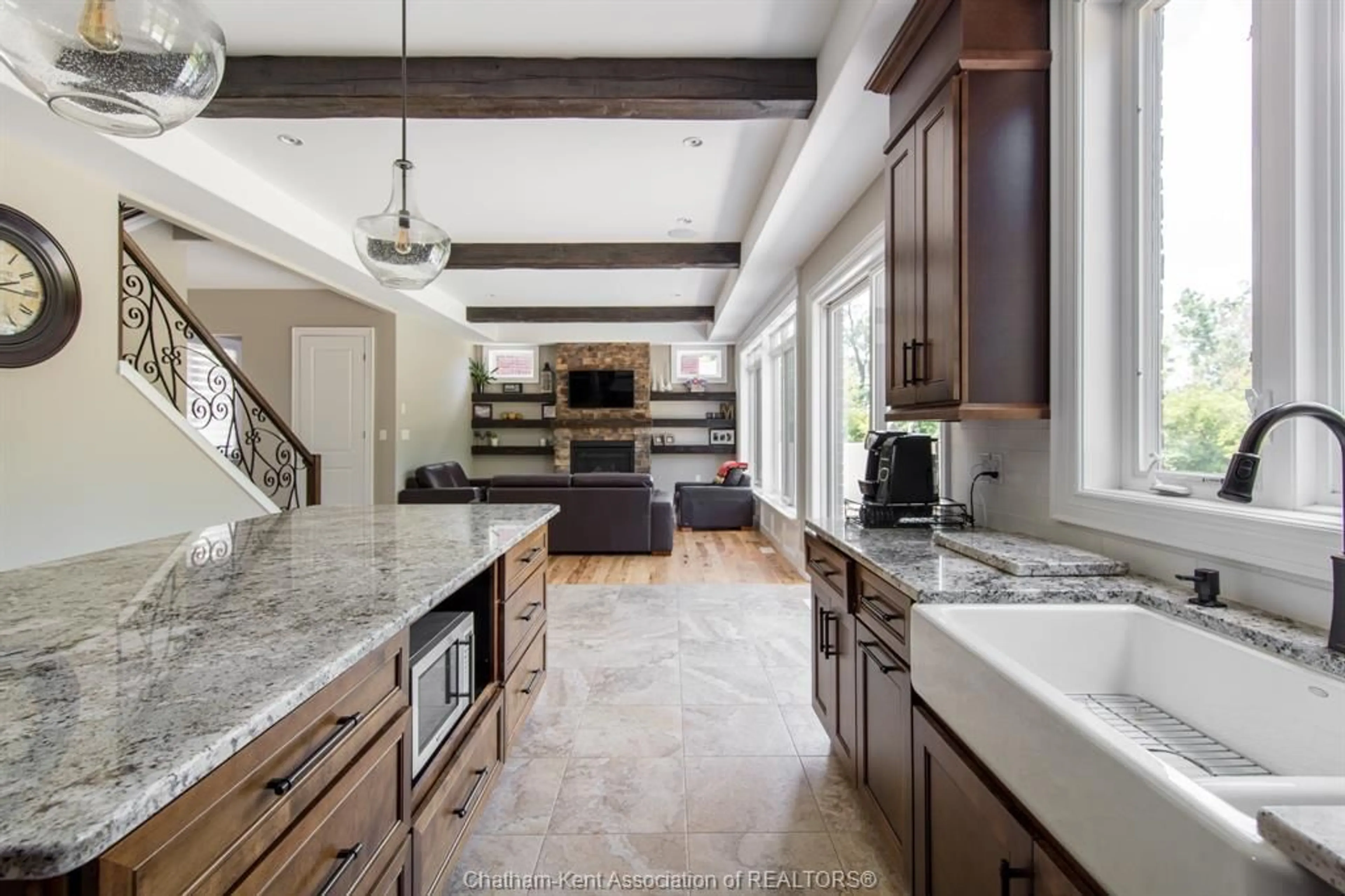 Open concept kitchen, ceramic/tile floor for 40 BLOOMINGTON Way, Chatham Ontario N7L 0H2