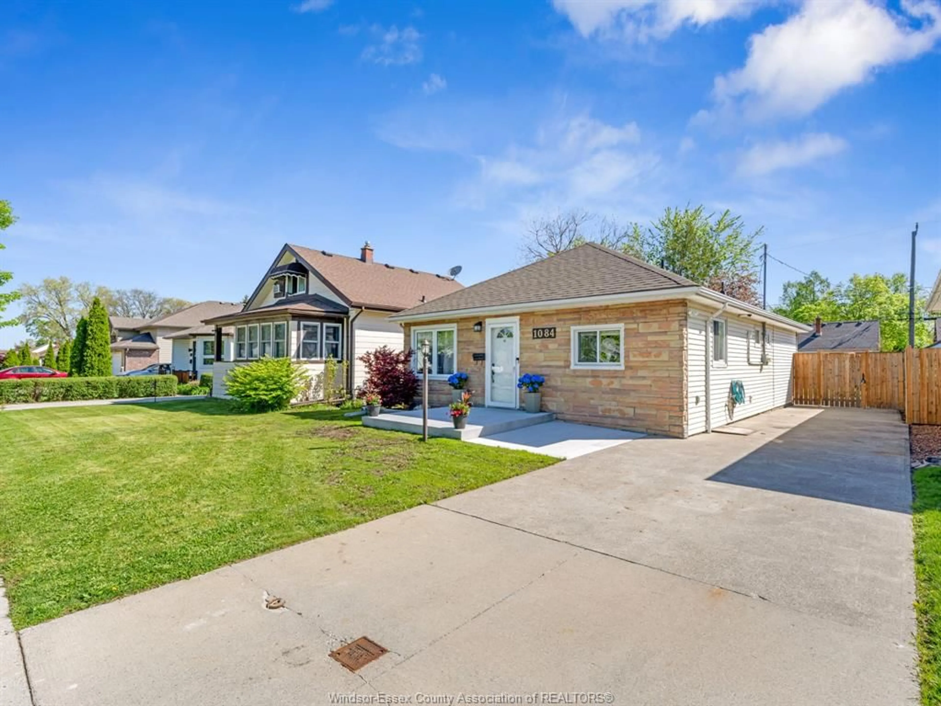 Unknown for 1084 ESDRAS Pl, Windsor Ontario N8S 2N2
