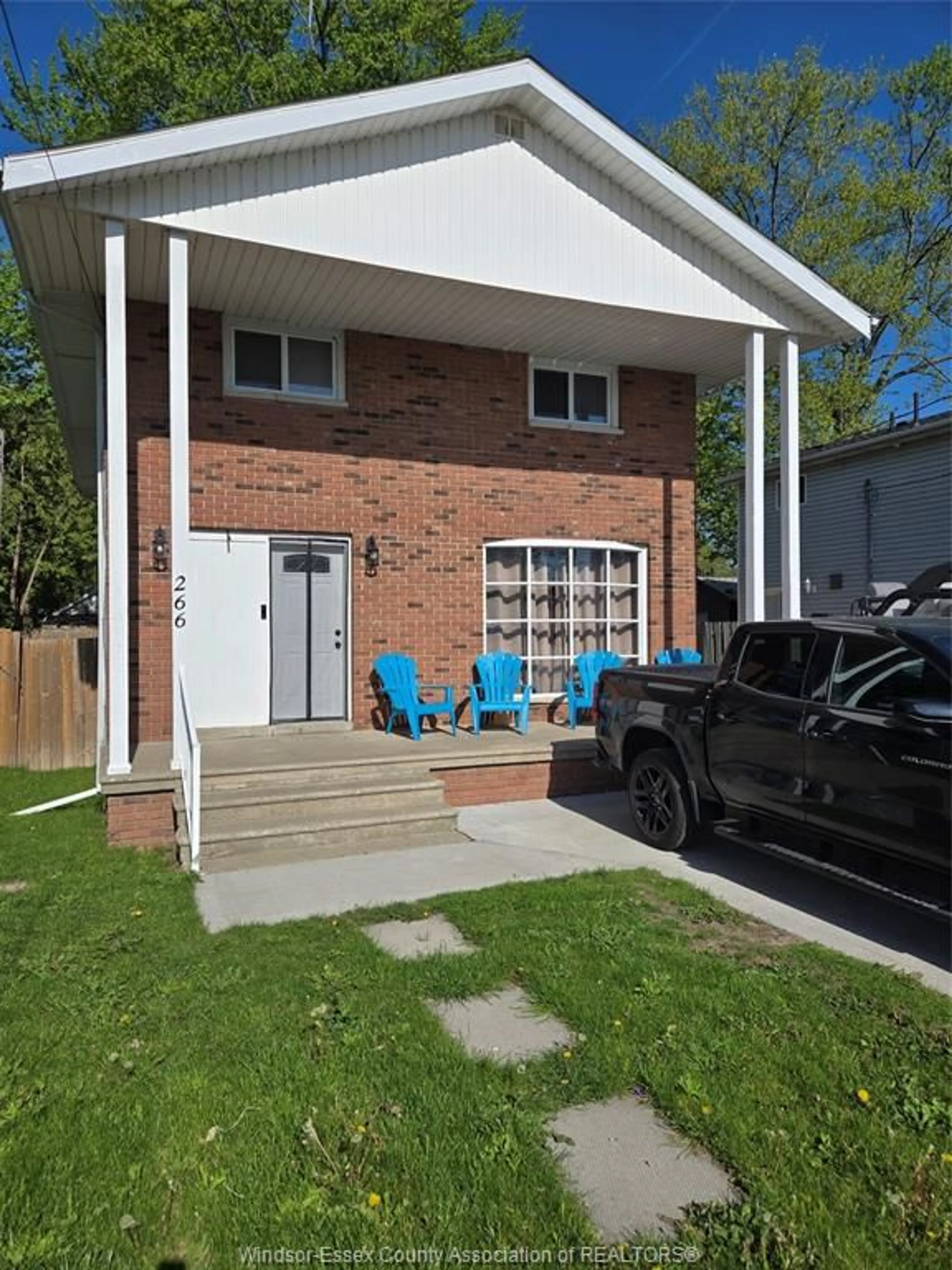 Unknown for 266 SOUTH St, Belle River Ontario N0R 1A0