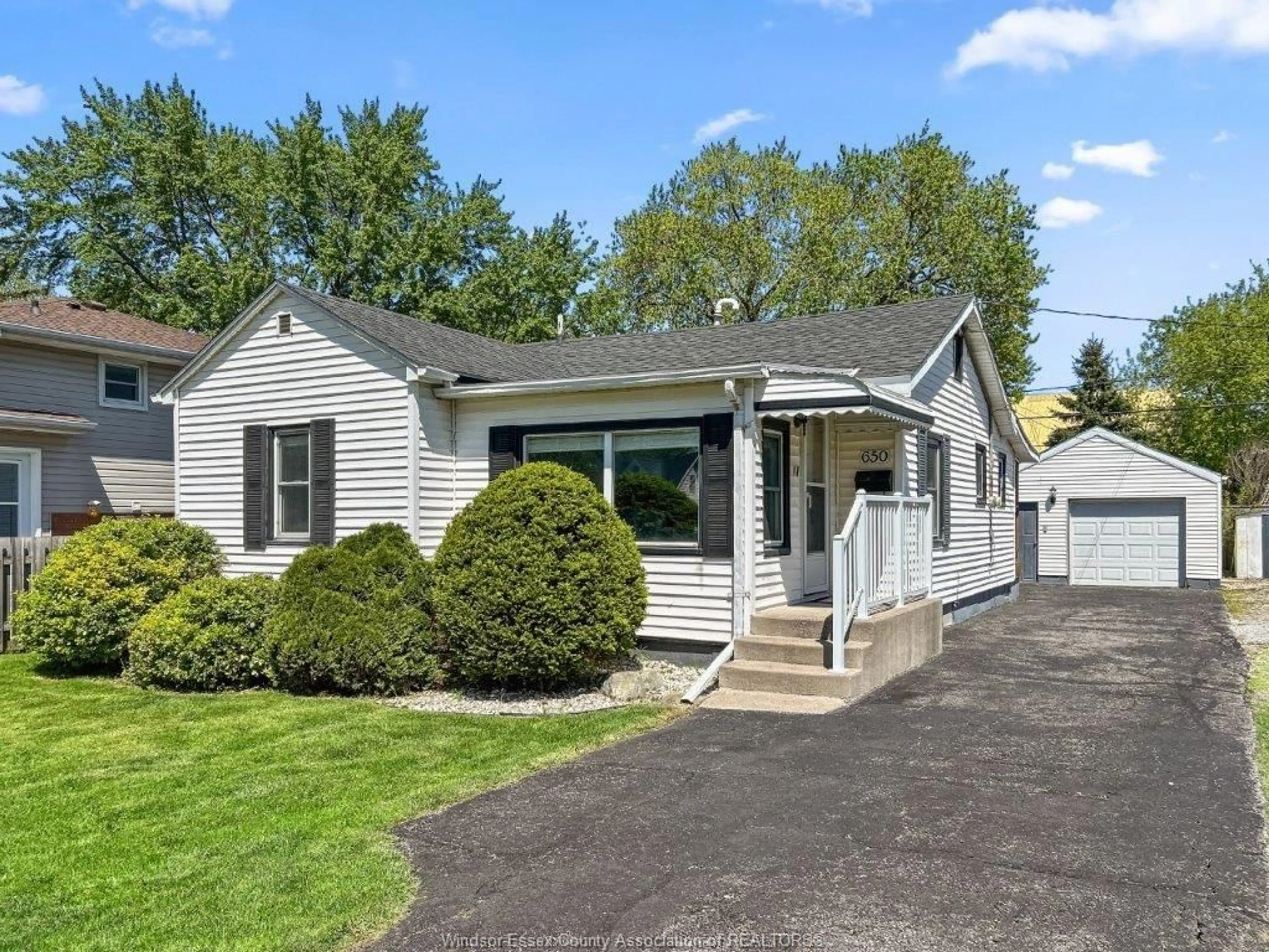 Home with vinyl exterior material, street for 650 ST. PIERRE St, Tecumseh Ontario N8N 1Z4