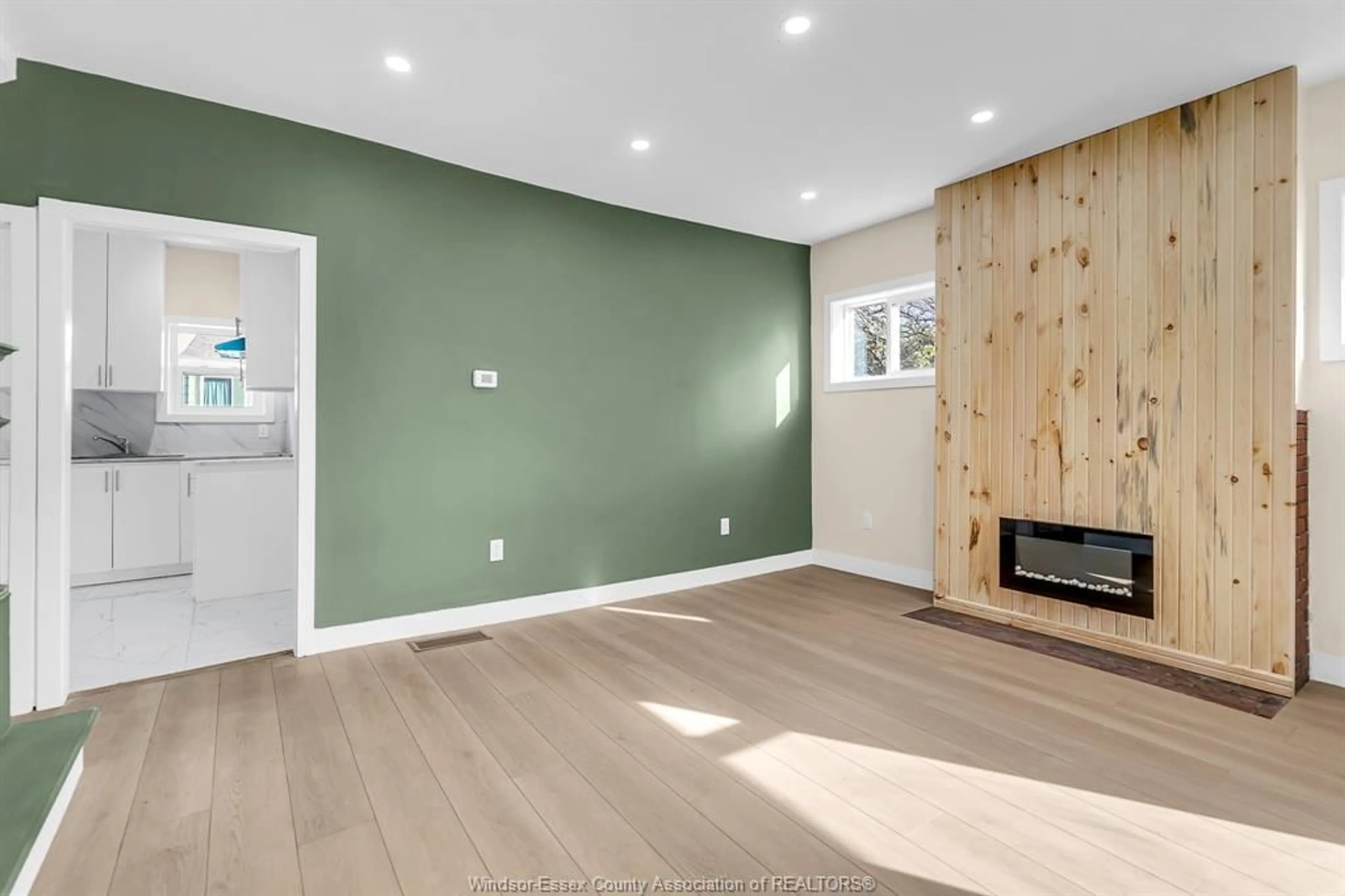 A pic of a room for 794 JANETTE Ave, Windsor Ontario N9A 4Z7