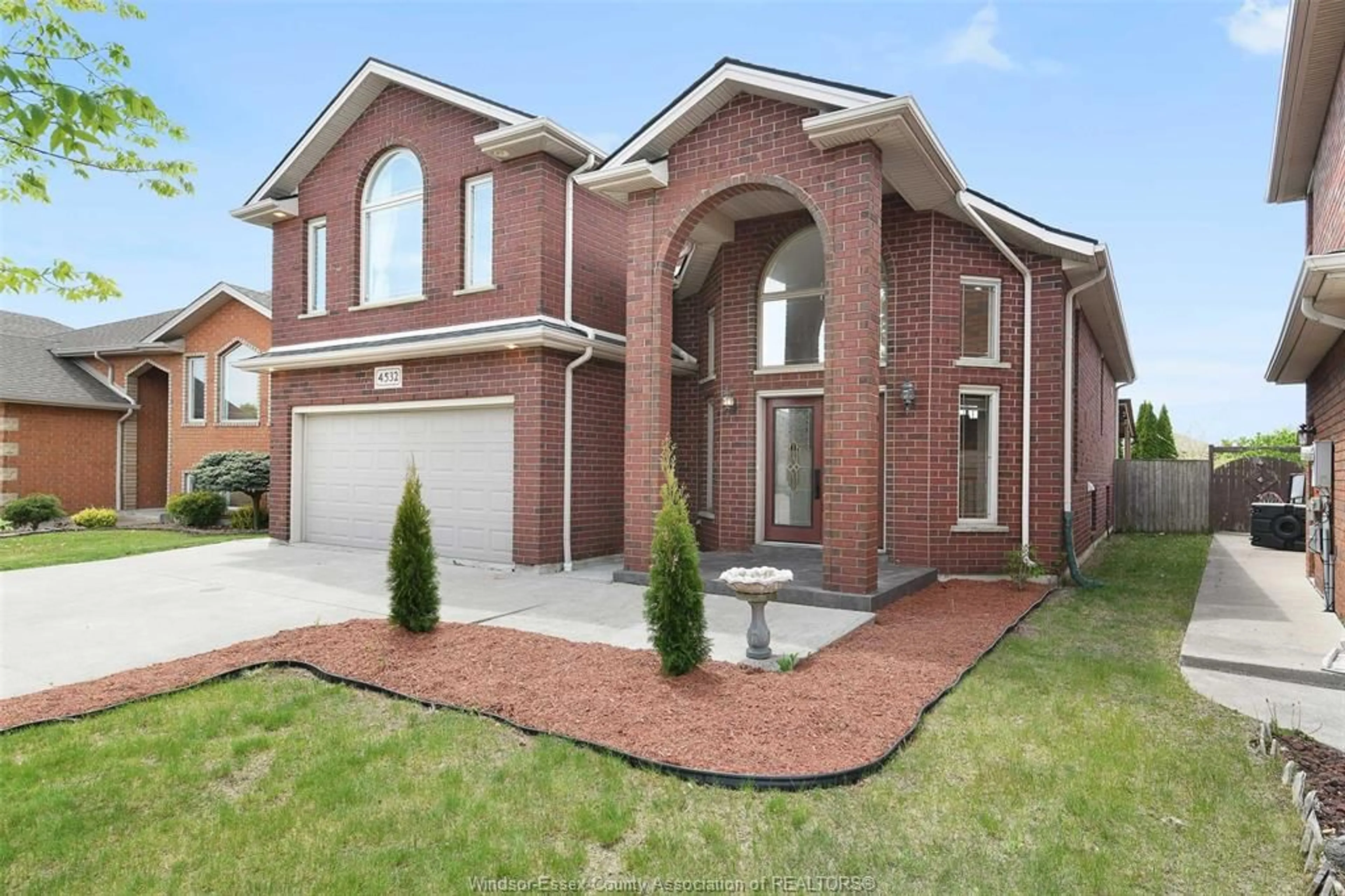 Home with brick exterior material, street for 4532 OSAKA Cir, Windsor Ontario N9G 3G3