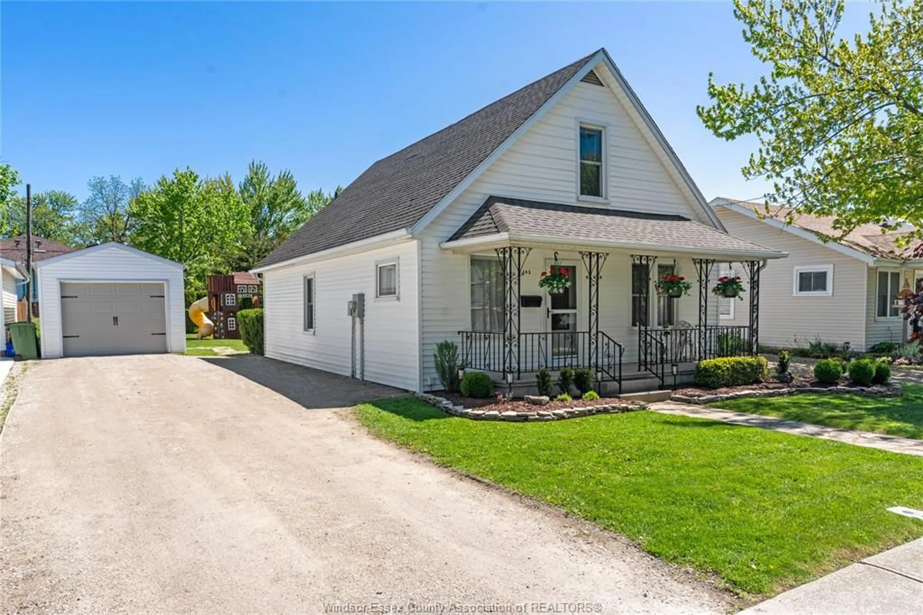 Unknown for 103 ST. JAMES, Essex Ontario N8M 1E5