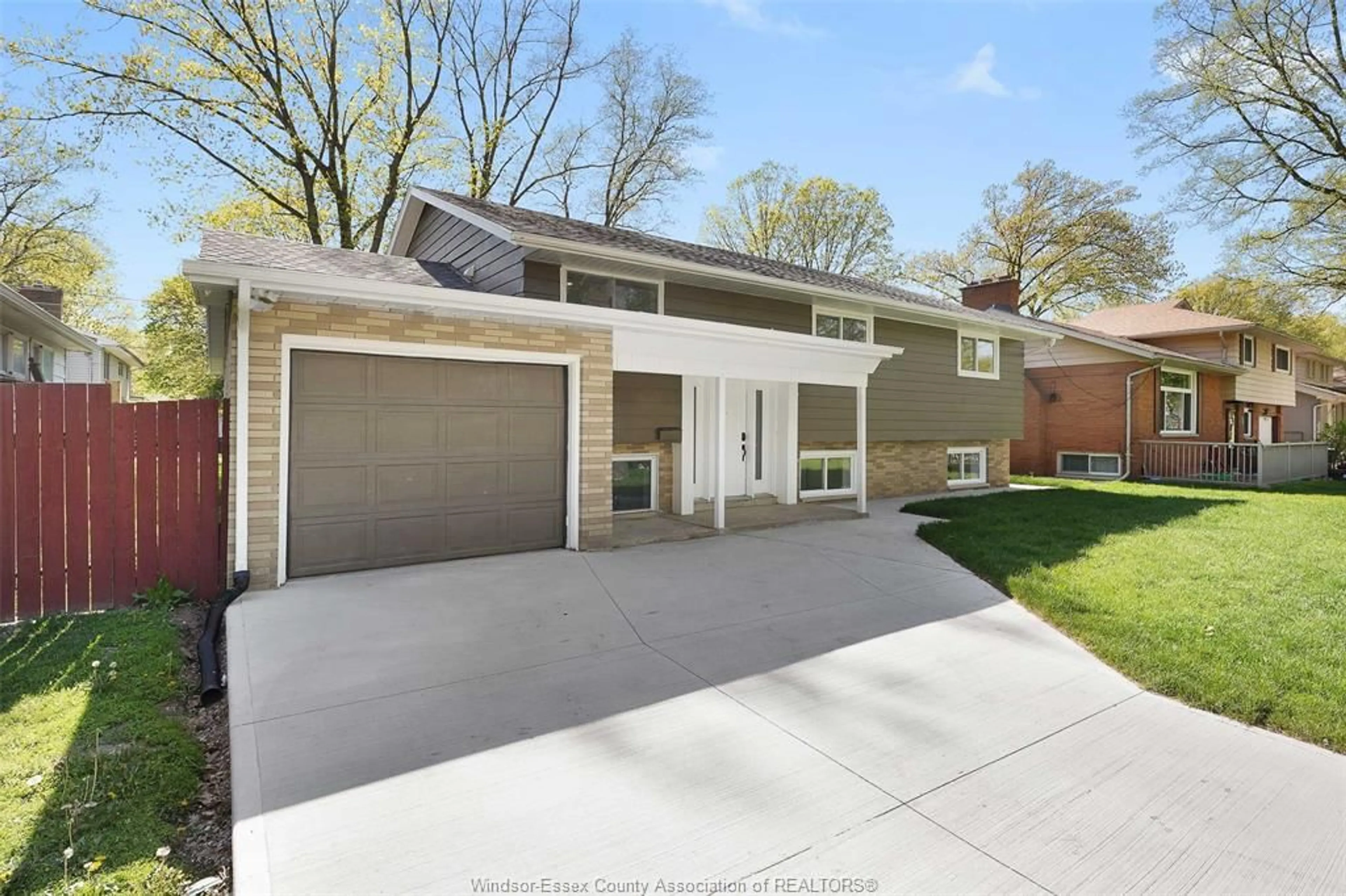 Home with vinyl exterior material, street for 3387 RANDOLPH Ave, Windsor Ontario N9E 3E8