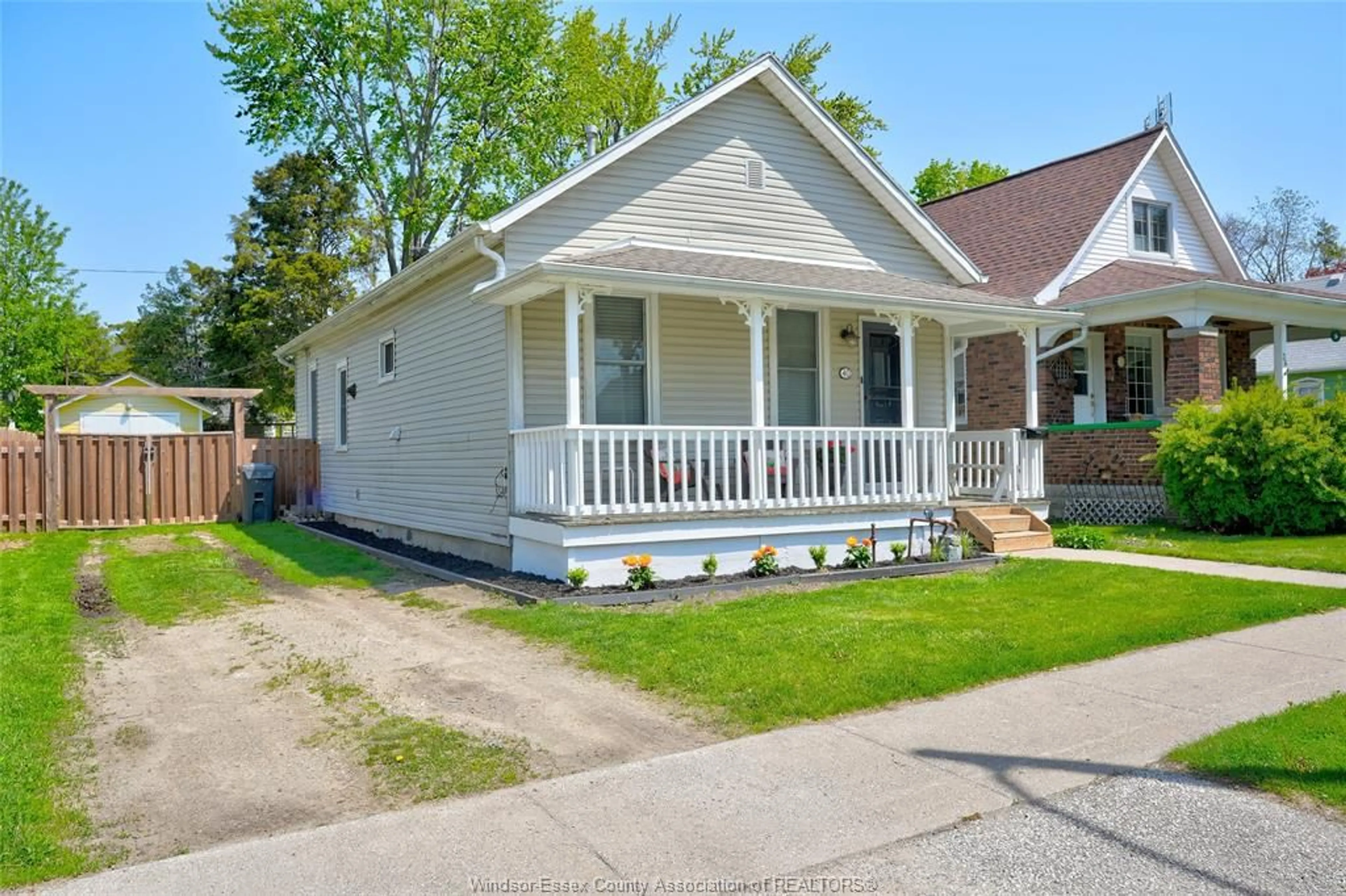 Unknown for 40 MILL St, Kingsville Ontario N9Y 1V9