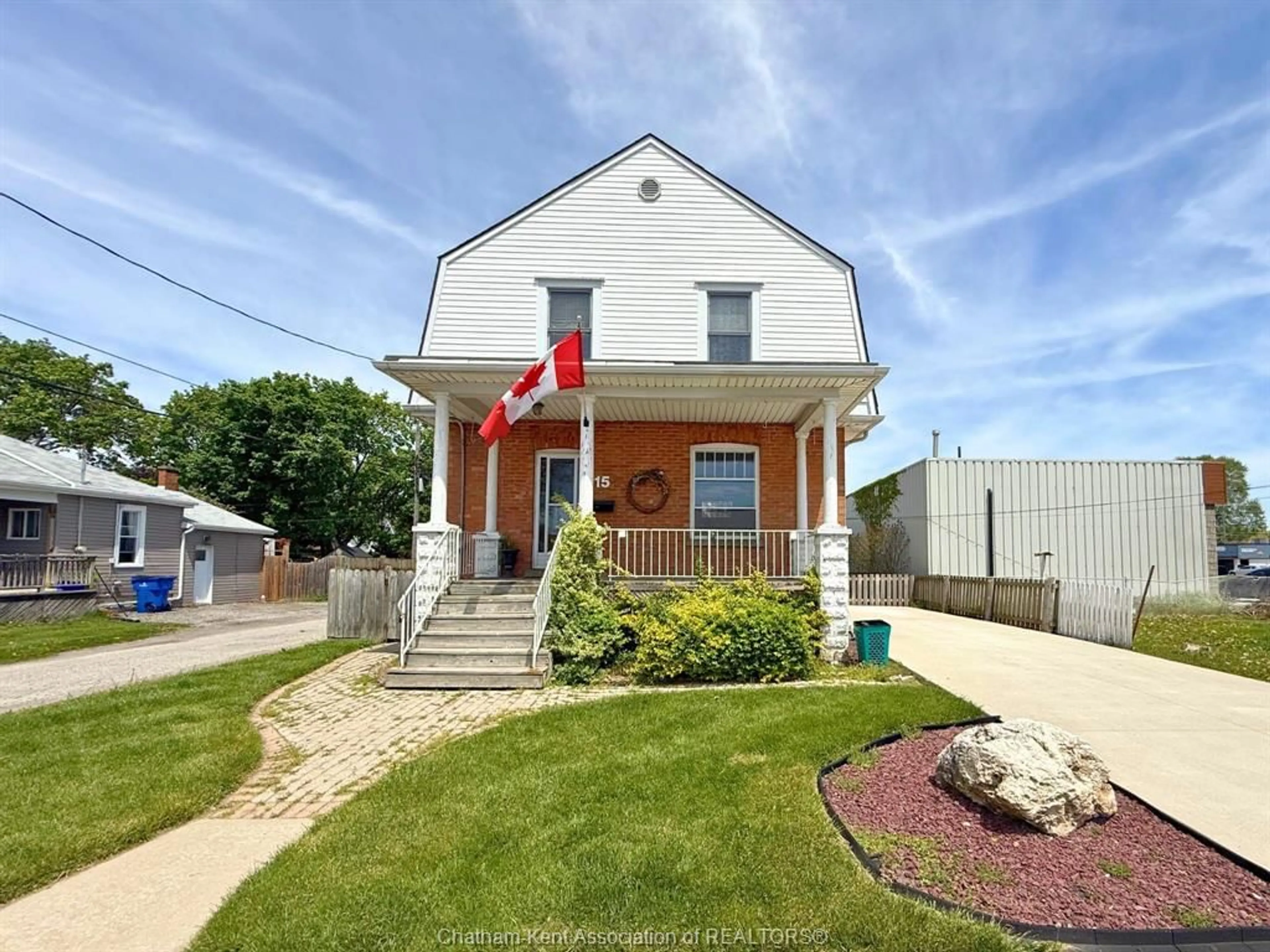 Unknown for 15 Joseph St, Chatham Ontario N7L 3G4
