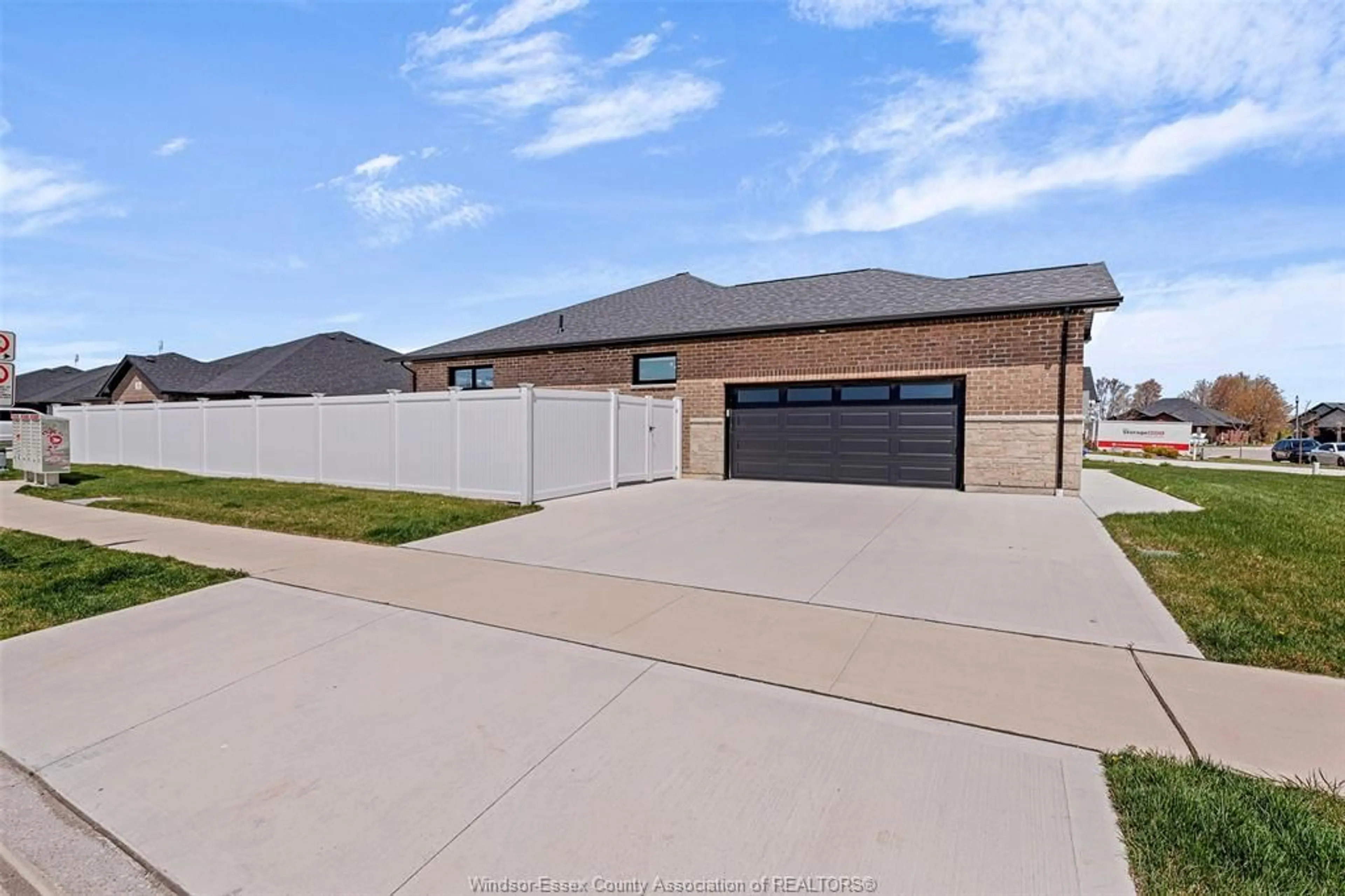 Unknown for 401 PEARSON Ave, Amherstburg Ontario N9V 0E9