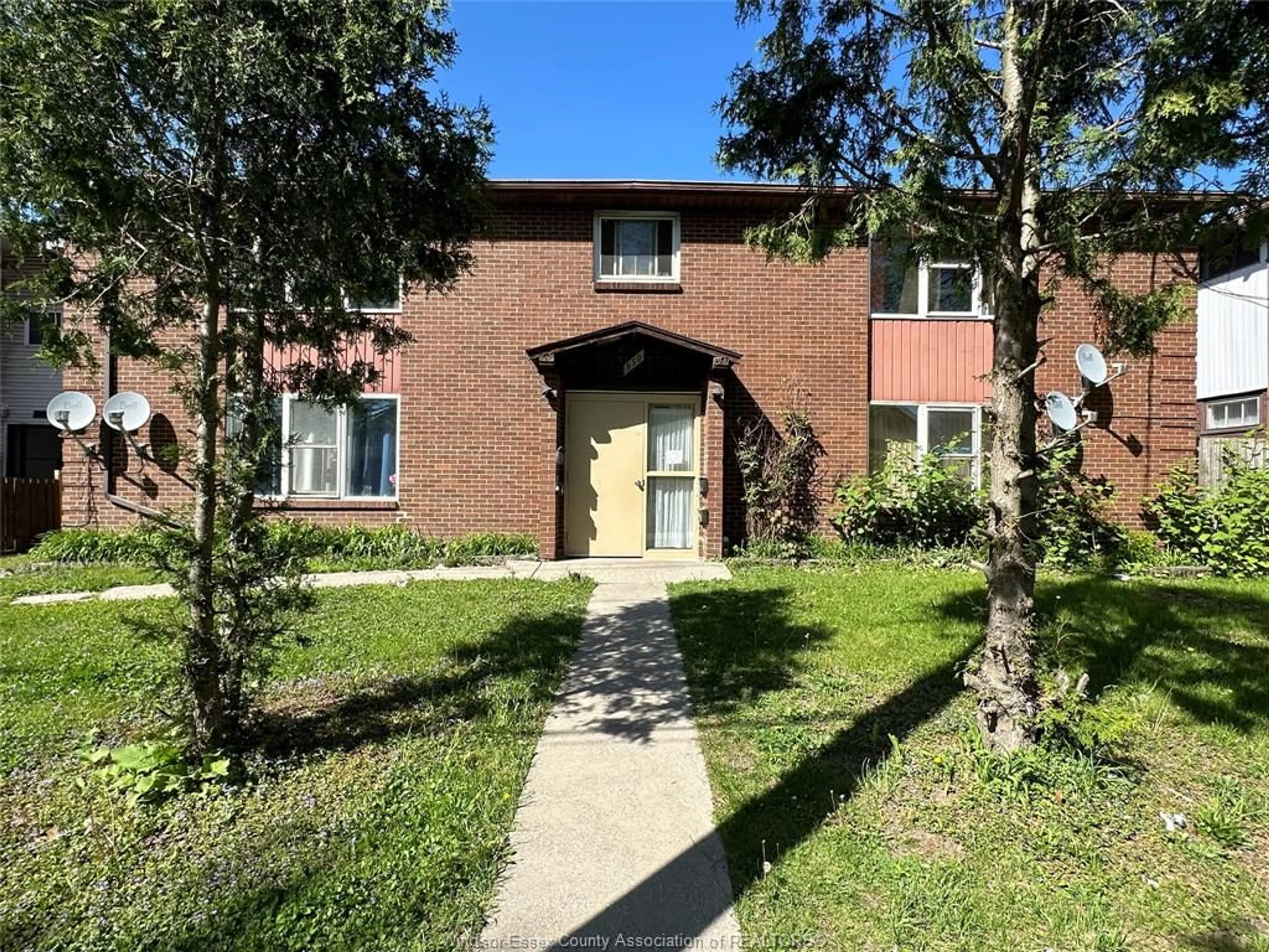 Unknown for 650 BROCK St, Windsor Ontario N9C 2T2
