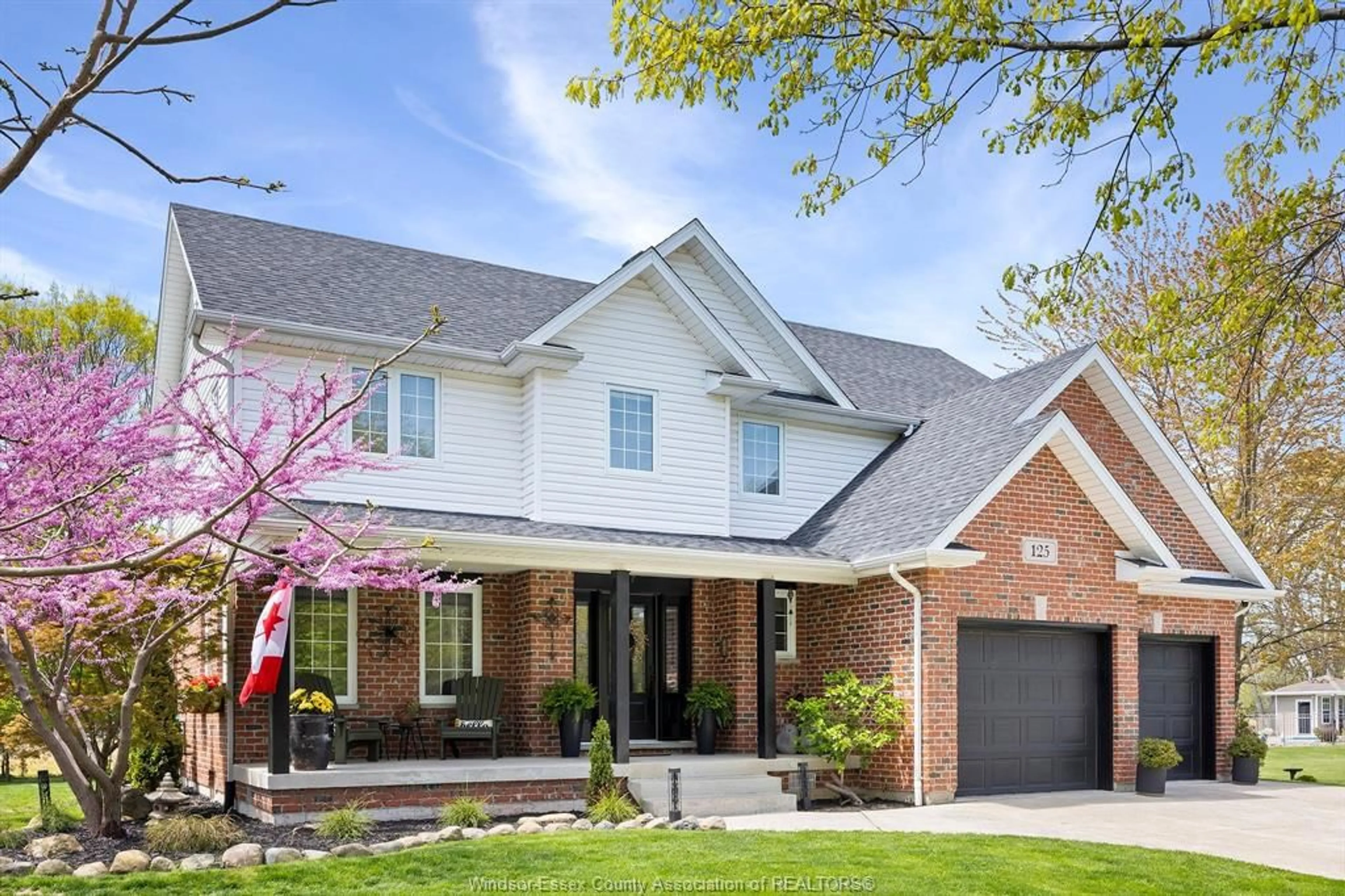 Home with brick exterior material, street for 125 ISLAND VIEW, Colchester Ontario N0R 1G0