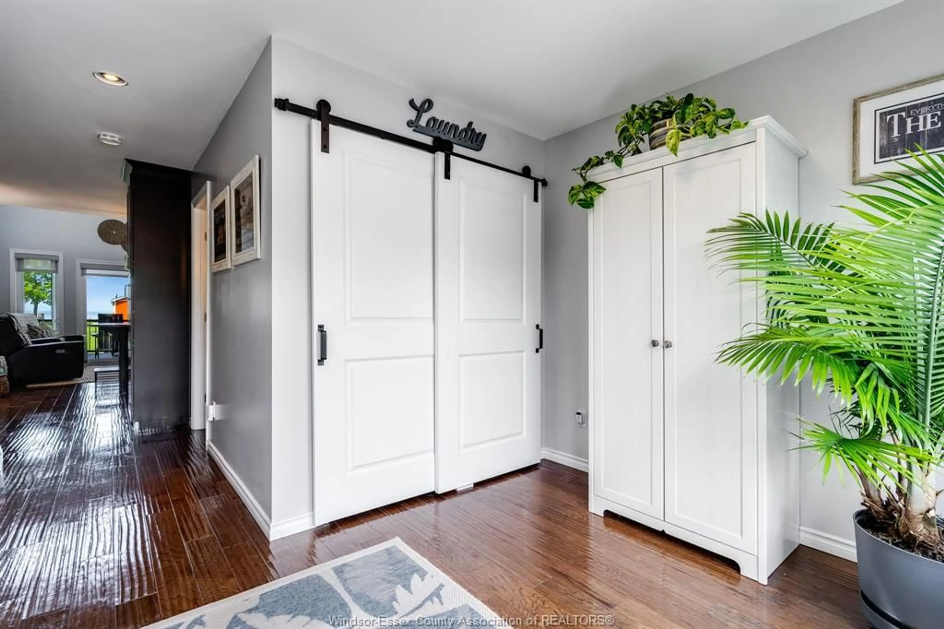 Indoor entryway for 1192 SHORELINE Ave #30, Lakeshore Ontario N0R 1A0