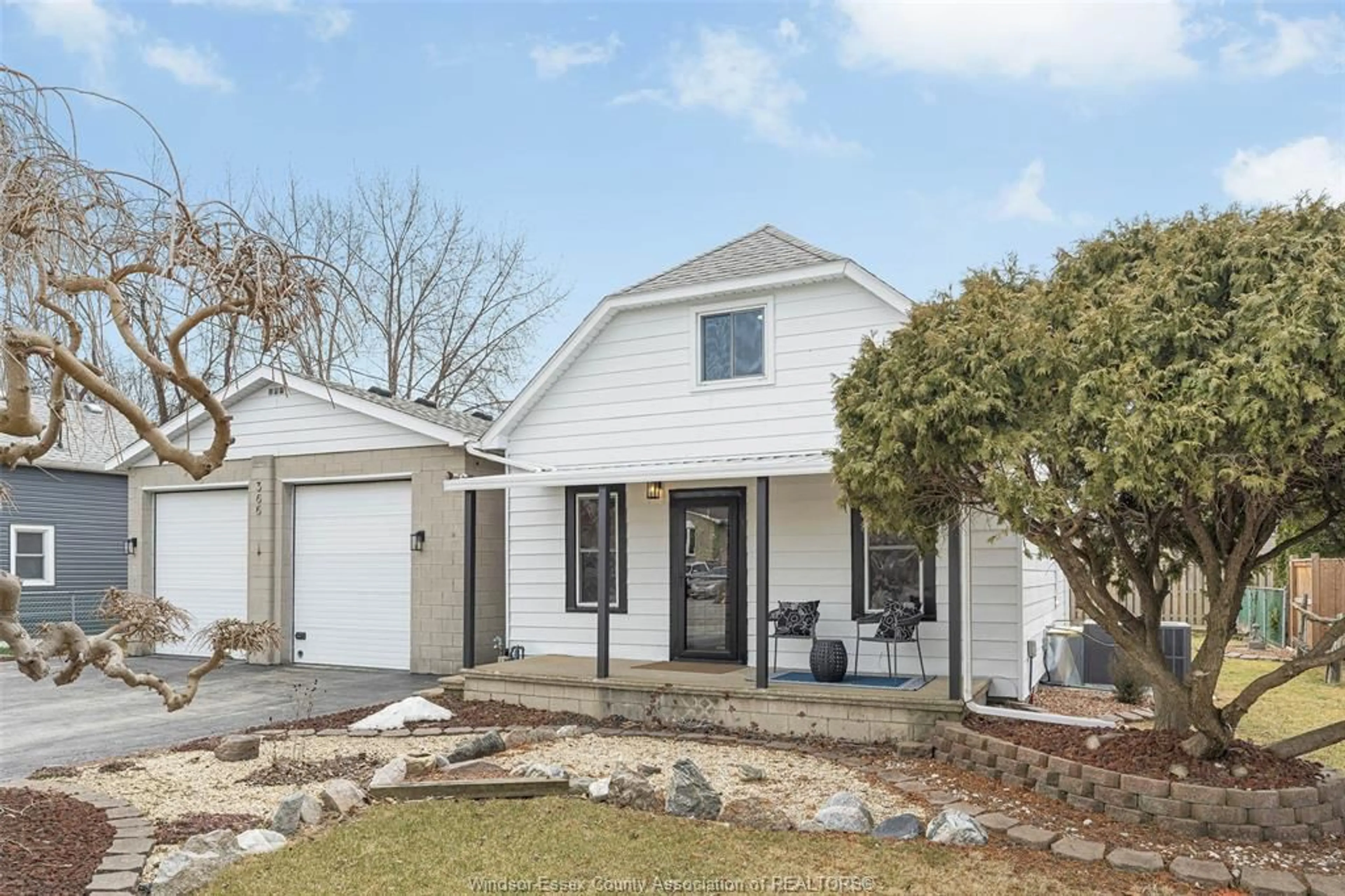 Home with vinyl exterior material, street for 366 ST. CHARLES, Belle River Ontario N0R 1A0