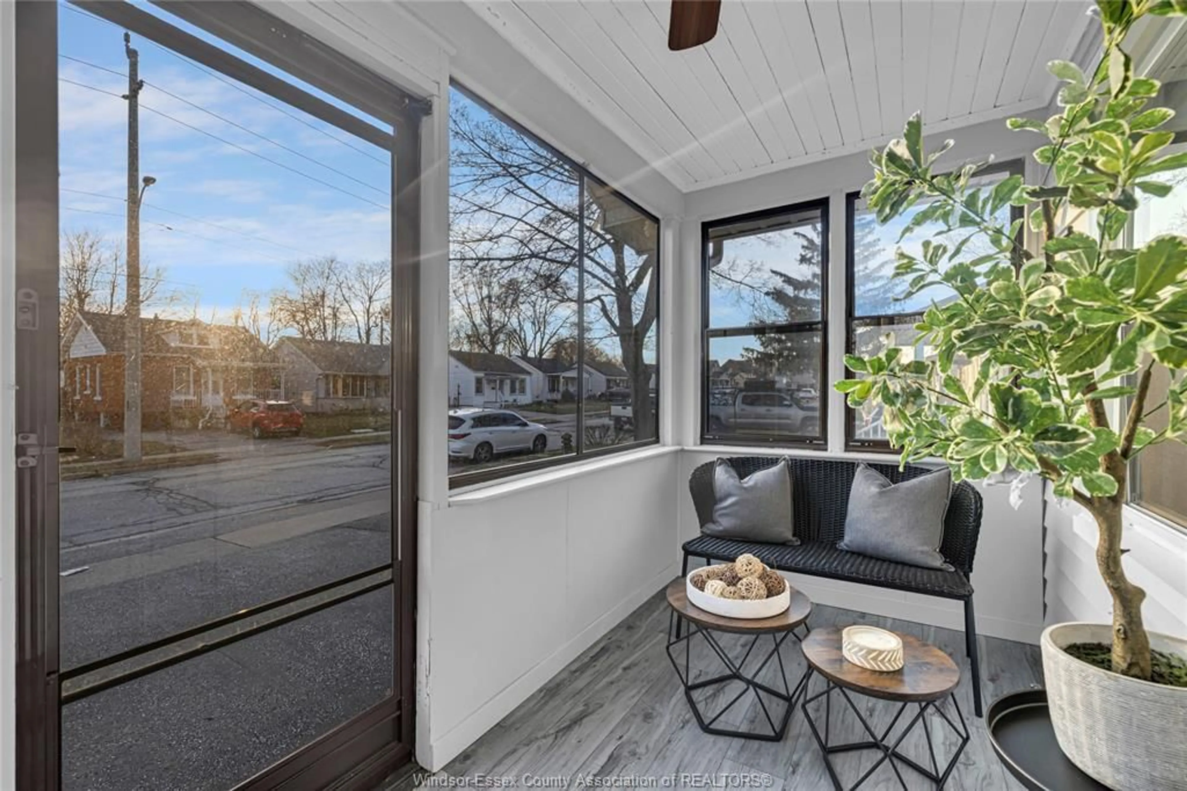 Patio, street for 1216 FELIX, Windsor Ontario N9C 3L7